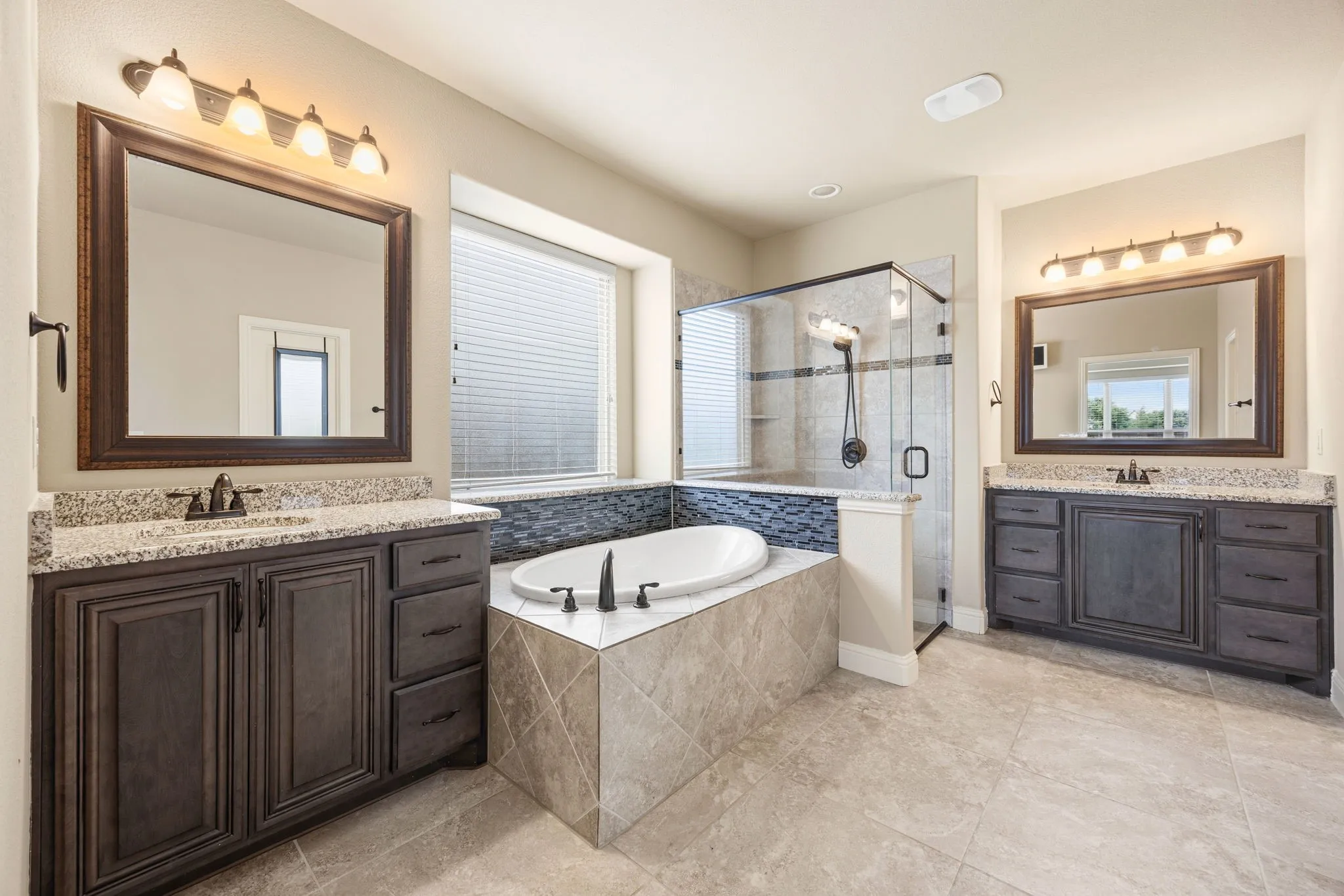 Single Family Residence For Sale in Kaufman County , 1116 Wedgewood Drive, Forney, Texas 75126, 4 Bedroom, 4 Bathroom, 2 Garage spaces, 3,210 Sqft, built in 2016, mls#21301199, Real Estate Agent in Forney, Homes For Sale in Kaufman county, Homes For Sale in Forney, Realtor in Forney Texas, Real Estate Brokerage Independent Realty Texas, Luminita Cordes Realtor