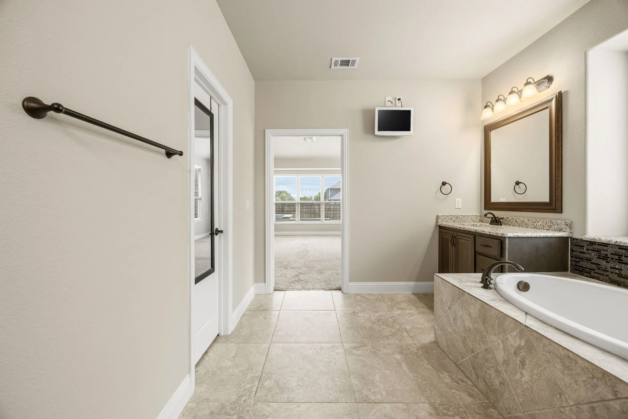 Single Family Residence For Sale in Kaufman County , 1116 Wedgewood Drive, Forney, Texas 75126, 4 Bedroom, 4 Bathroom, 2 Garage spaces, 3,210 Sqft, built in 2016, mls#21301199, Real Estate Agent in Forney, Homes For Sale in Kaufman county, Homes For Sale in Forney, Realtor in Forney Texas, Real Estate Brokerage Independent Realty Texas, Luminita Cordes Realtor