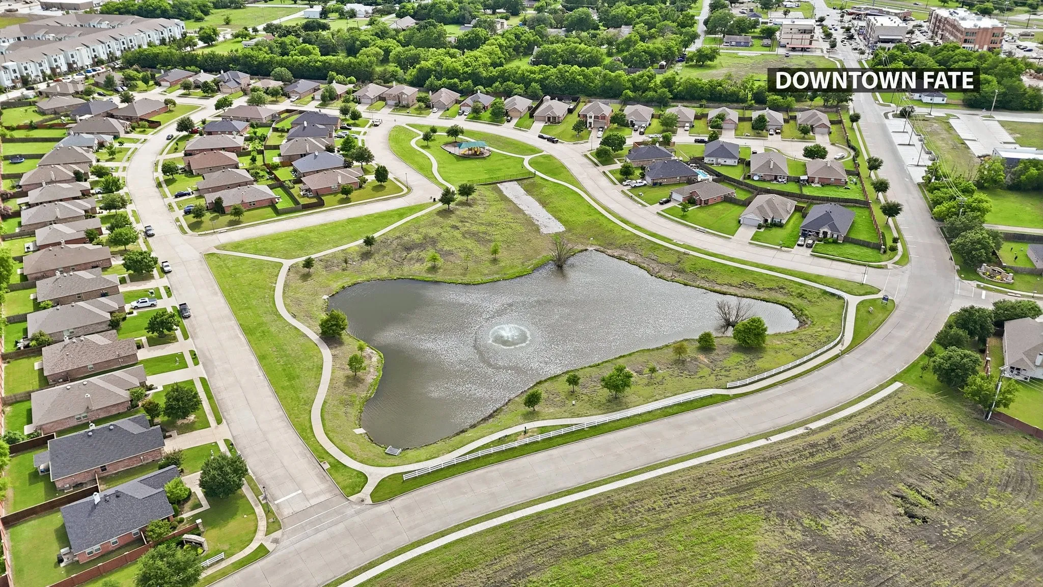 Single Family Residence For Sale in Rockwall County , 515 Laurel Lane, Fate, Texas 75087, 3 Bedroom, 2 Bathroom, 2 Garage spaces, 1,630 Sqft, built in 2007, mls#21290618, Real Estate Agent in Fate, Homes For Sale in Rockwall county, Homes For Sale in Fate, Realtor in Fate Texas, Real Estate Brokerage Independent Realty Texas, Luminita Cordes Realtor
