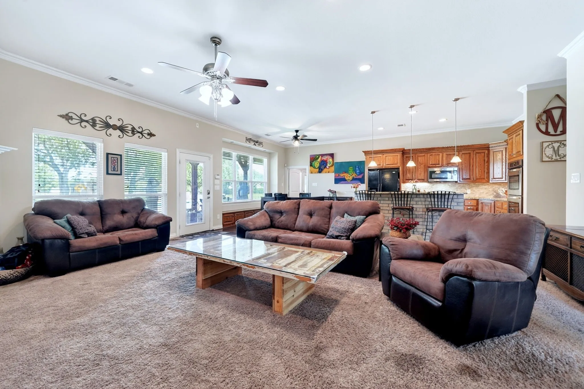 Single Family Residence For Sale in Kaufman County , 16810 Valley View, Forney, Texas 75126, 6 Bedroom, 6 Bathroom, 2 Garage spaces, 3,952 Sqft, built in 1983, mls#21300827, Real Estate Agent in Forney, Homes For Sale in Kaufman county, Homes For Sale in Forney, Realtor in Forney Texas, Real Estate Brokerage Independent Realty Texas, Luminita Cordes Realtor