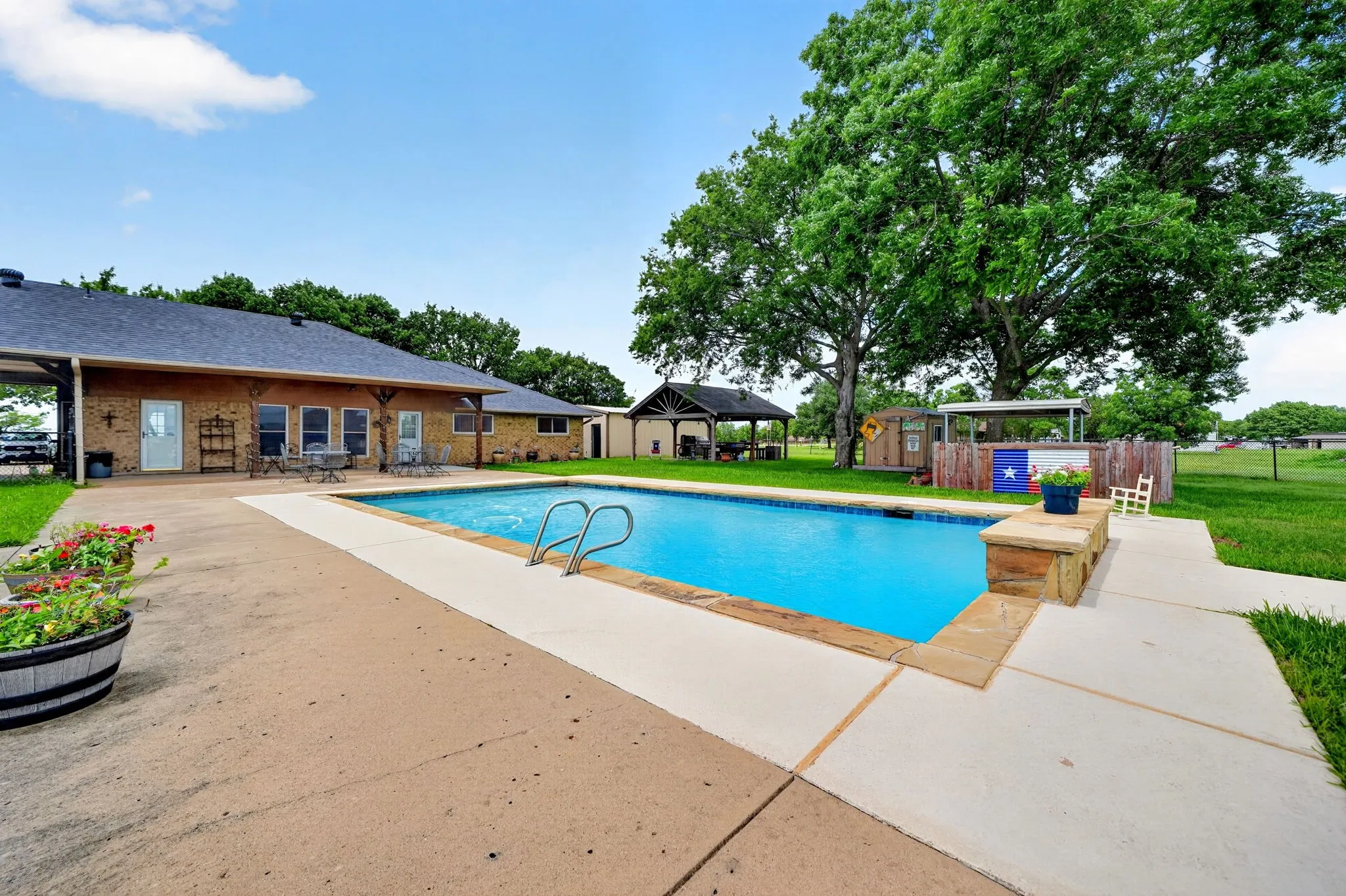 Large pool