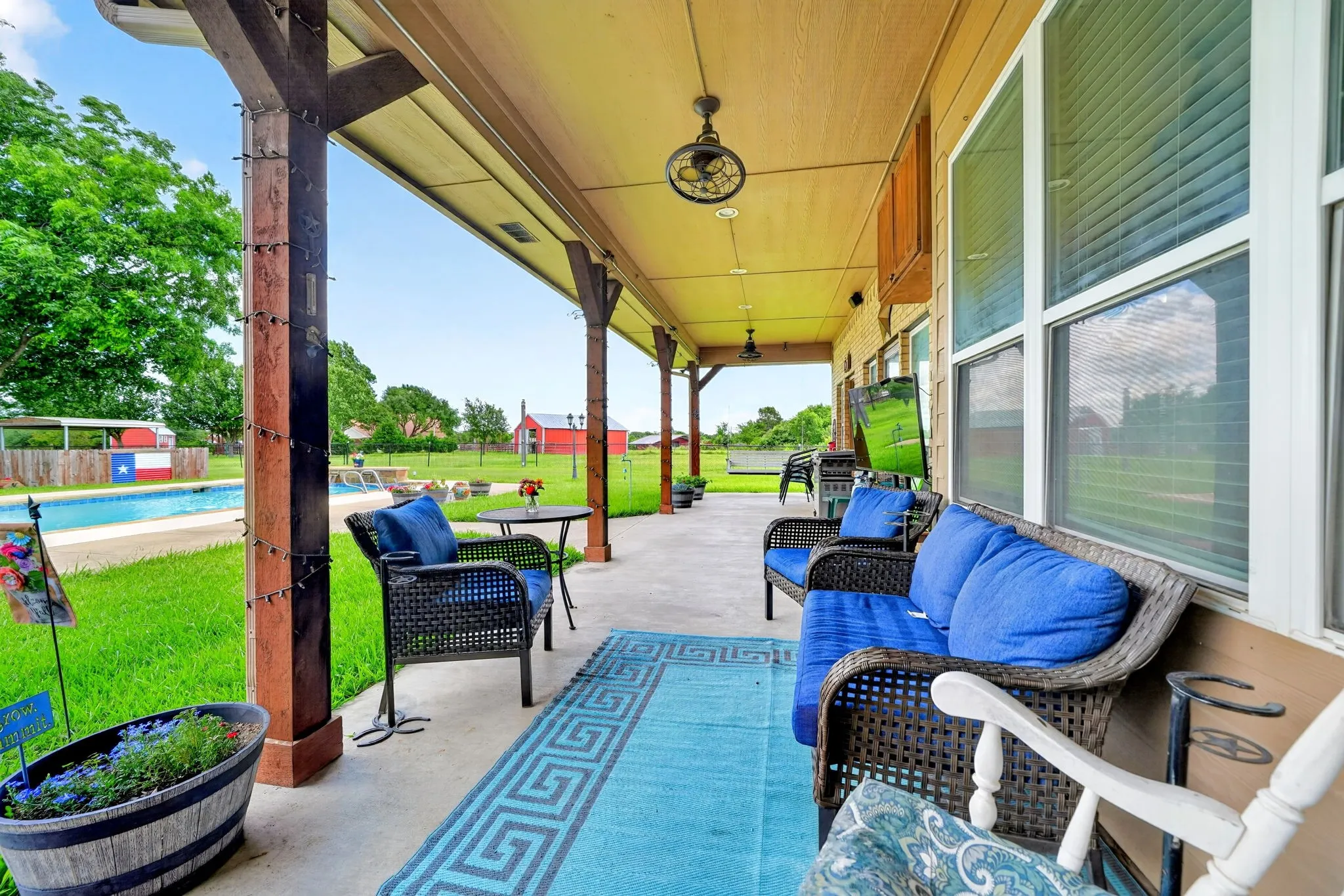Single Family Residence For Sale in Kaufman County , 16810 Valley View, Forney, Texas 75126, 6 Bedroom, 6 Bathroom, 2 Garage spaces, 3,952 Sqft, built in 1983, mls#21300827, Real Estate Agent in Forney, Homes For Sale in Kaufman county, Homes For Sale in Forney, Realtor in Forney Texas, Real Estate Brokerage Independent Realty Texas, Luminita Cordes Realtor