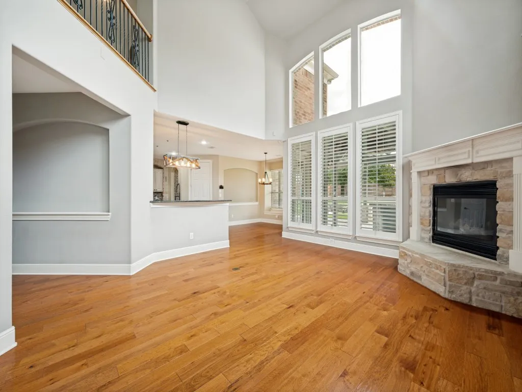 Single Family Residence For Sale in Collin County , 841 Wind Brook Lane, Prosper, Texas 75078, 5 Bedroom, 4 Bathroom, 3 Garage spaces, 4,382 Sqft, built in 2005, mls#21300302, Real Estate Agent in Prosper, Homes For Sale in Collin county, Homes For Sale in Prosper, Realtor in Prosper Texas, Real Estate Brokerage Independent Realty Texas, Luminita Cordes Realtor
