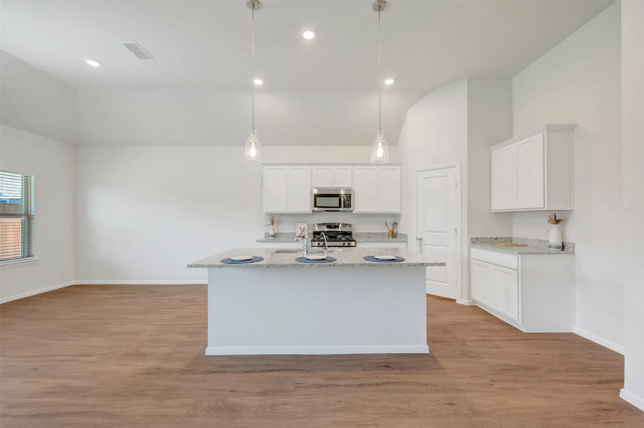 Single Family Residence For Sale in Denton County , 7019 Winecup Lane, Sanger, Texas 76266, 4 Bedroom, 3 Bathroom, 2 Garage spaces, 2,411 Sqft, built in 2026, mls#21295691, Real Estate Agent in Sanger, Homes For Sale in Denton county, Homes For Sale in Sanger, Realtor in Sanger Texas, Real Estate Brokerage Independent Realty Texas, Luminita Cordes Realtor