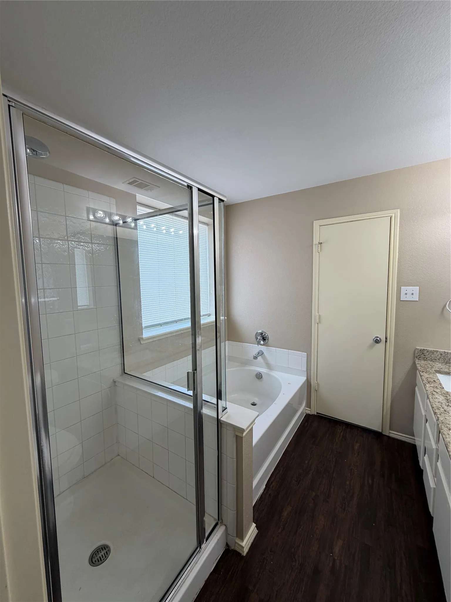 Single Family Residence For Rent in Dallas County , 1343 Marvin Gardens, Lancaster, Texas 75134, 4 Bedrooms, 3 Bathrooms, 2 Garage spaces, 3,382 Sqft, built in 2006, Price $2,595, mls#21301311, Real Estate Agent in Lancaster, Homes For Rent in Dallas county, Homes For Rent in Lancaster, Realtor in Lancaster Texas, Real Estate Brokerage Independent Realty Texas, Luminita Cordes Realtor