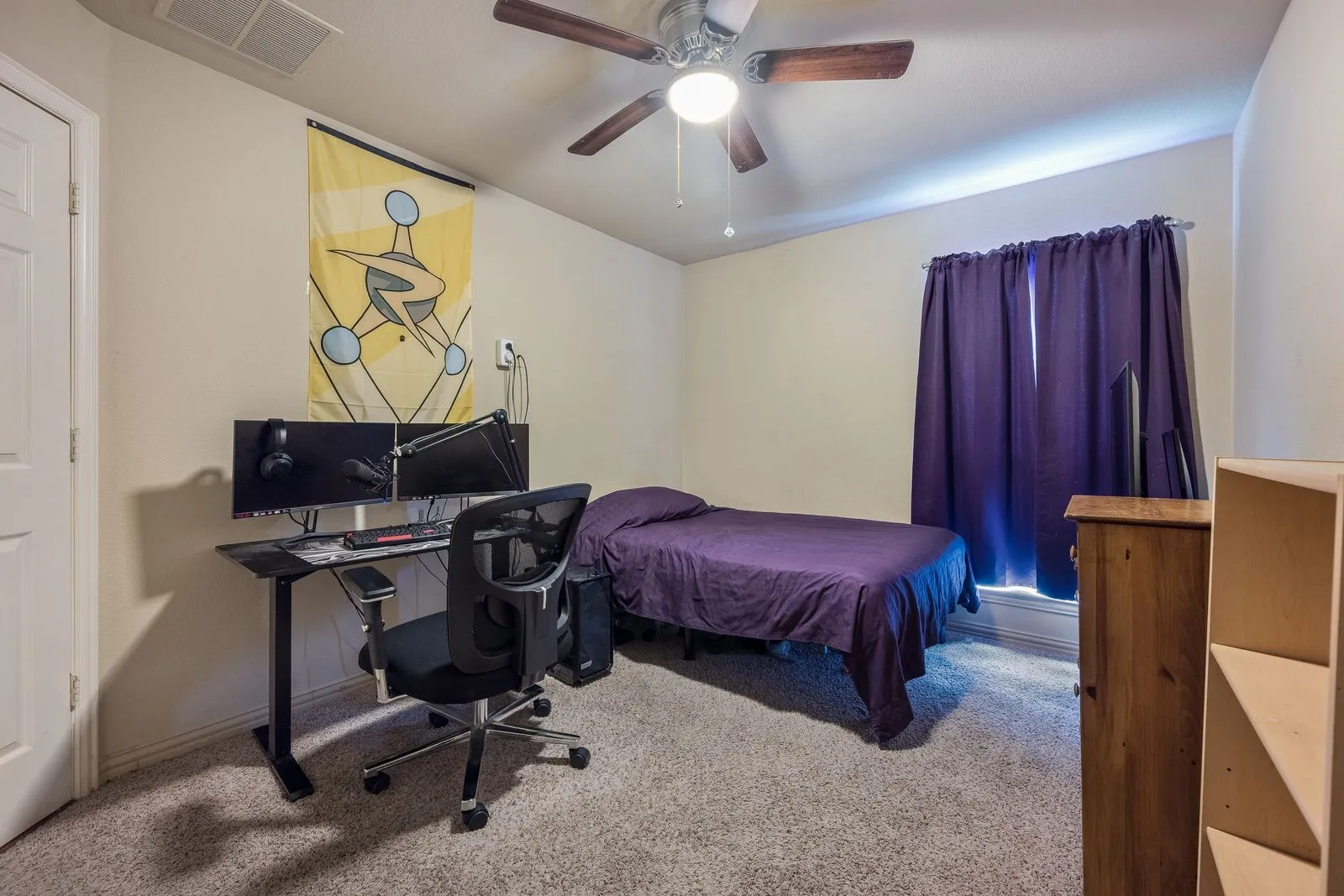 Bedroom 1st floor