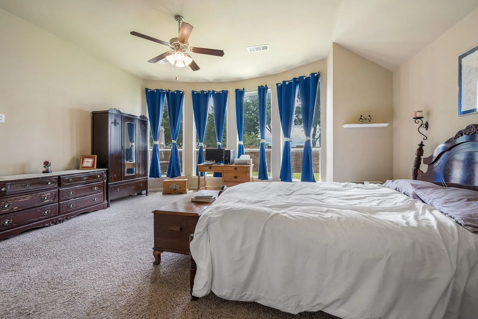 Single Family Residence For Sale in Kaufman County , 1001 Brigham Drive, Forney, Texas 75126, 4 Bedroom, 3 Bathroom, 2 Garage spaces, 2,819 Sqft, built in 2011, mls#21292556, Real Estate Agent in Forney, Homes For Sale in Kaufman county, Homes For Sale in Forney, Realtor in Forney Texas, Real Estate Brokerage Independent Realty Texas, Luminita Cordes Realtor