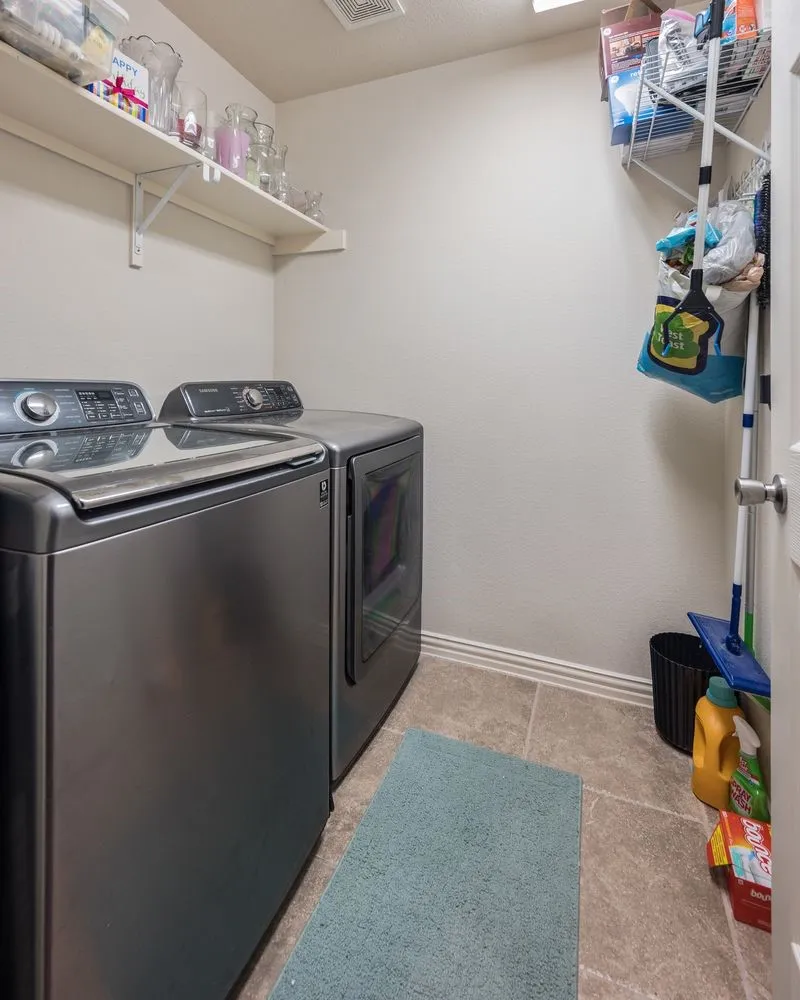 Single Family Residence For Sale in Kaufman County , 1001 Brigham Drive, Forney, Texas 75126, 4 Bedroom, 3 Bathroom, 2 Garage spaces, 2,819 Sqft, built in 2011, mls#21292556, Real Estate Agent in Forney, Homes For Sale in Kaufman county, Homes For Sale in Forney, Realtor in Forney Texas, Real Estate Brokerage Independent Realty Texas, Luminita Cordes Realtor