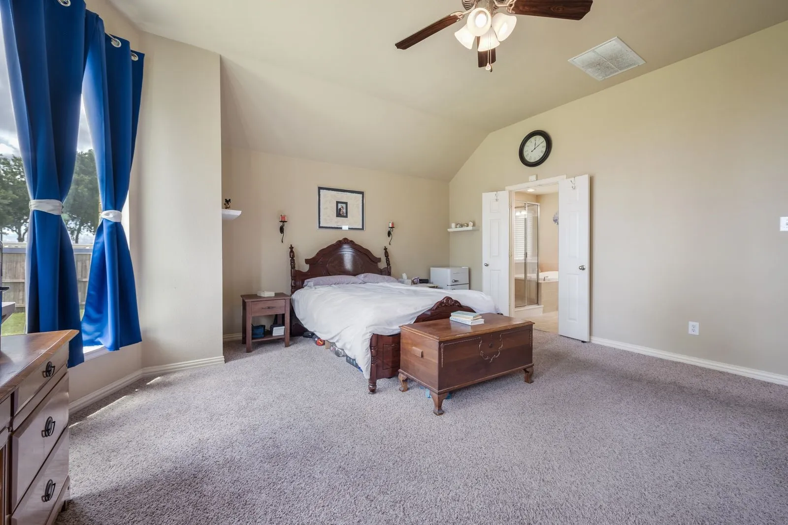 Single Family Residence For Sale in Kaufman County , 1001 Brigham Drive, Forney, Texas 75126, 4 Bedroom, 3 Bathroom, 2 Garage spaces, 2,819 Sqft, built in 2011, mls#21292556, Real Estate Agent in Forney, Homes For Sale in Kaufman county, Homes For Sale in Forney, Realtor in Forney Texas, Real Estate Brokerage Independent Realty Texas, Luminita Cordes Realtor