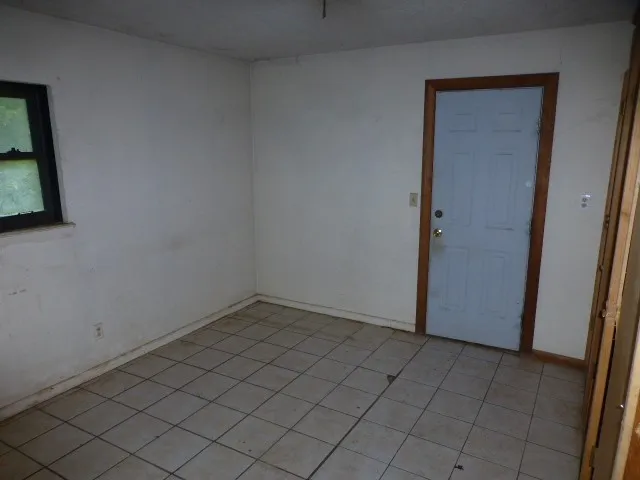 Single Family Residence For Sale in Parker County , 619 N Avenue A, Springtown, Texas 76082, 3 Bedroom, 3 Bathroom, 2 Garage spaces, 1,606 Sqft, built in 1951, mls#21301324, Real Estate Agent in Springtown, Homes For Sale in Parker county, Homes For Sale in Springtown, Realtor in Springtown Texas, Real Estate Brokerage Independent Realty Texas, Luminita Cordes Realtor