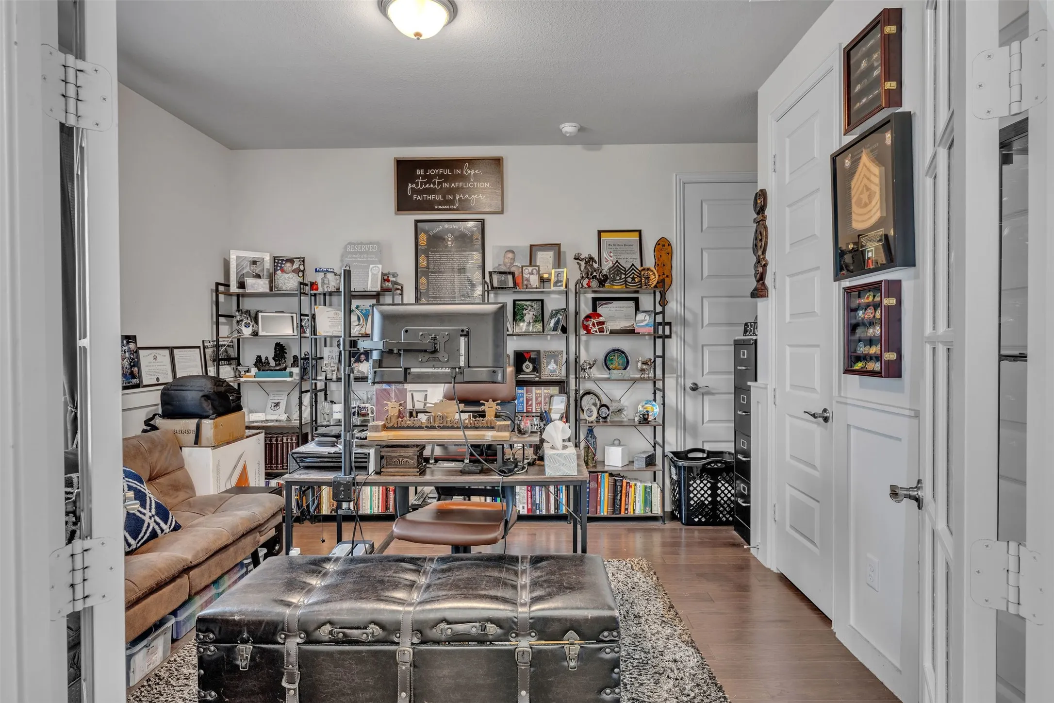 Single Family Residence For Sale in Ellis County , 231 Berkeley Drive, Waxahachie, Texas 75167, 5 Bedroom, 3 Bathroom, 3 Garage spaces, 2,988 Sqft, built in 2020, mls#21301009, Real Estate Agent in Waxahachie, Homes For Sale in Ellis county, Homes For Sale in Waxahachie, Realtor in Waxahachie Texas, Real Estate Brokerage Independent Realty Texas, Luminita Cordes Realtor