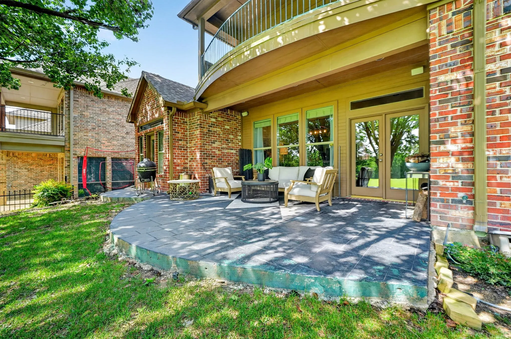 Single Family Residence For Sale in Rockwall County , 1711 Weiskopf Drive, Heath, Texas 75032, 3 Bedroom, 3 Bathroom, 2 Garage spaces, 2,370 Sqft, built in 1999, mls#21288057, Real Estate Agent in Heath, Homes For Sale in Rockwall county, Homes For Sale in Heath, Realtor in Heath Texas, Real Estate Brokerage Independent Realty Texas, Luminita Cordes Realtor