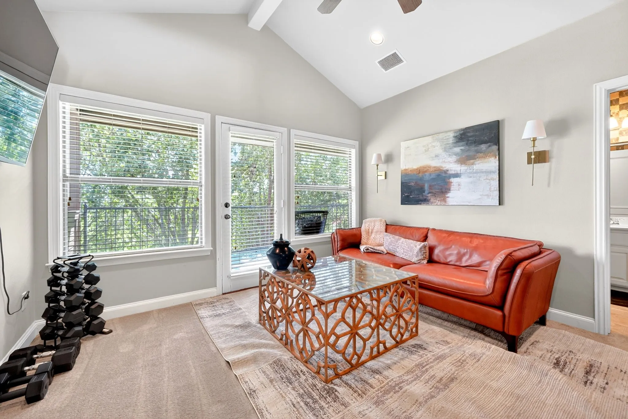 Single Family Residence For Sale in Rockwall County , 1711 Weiskopf Drive, Heath, Texas 75032, 3 Bedroom, 3 Bathroom, 2 Garage spaces, 2,370 Sqft, built in 1999, mls#21288057, Real Estate Agent in Heath, Homes For Sale in Rockwall county, Homes For Sale in Heath, Realtor in Heath Texas, Real Estate Brokerage Independent Realty Texas, Luminita Cordes Realtor