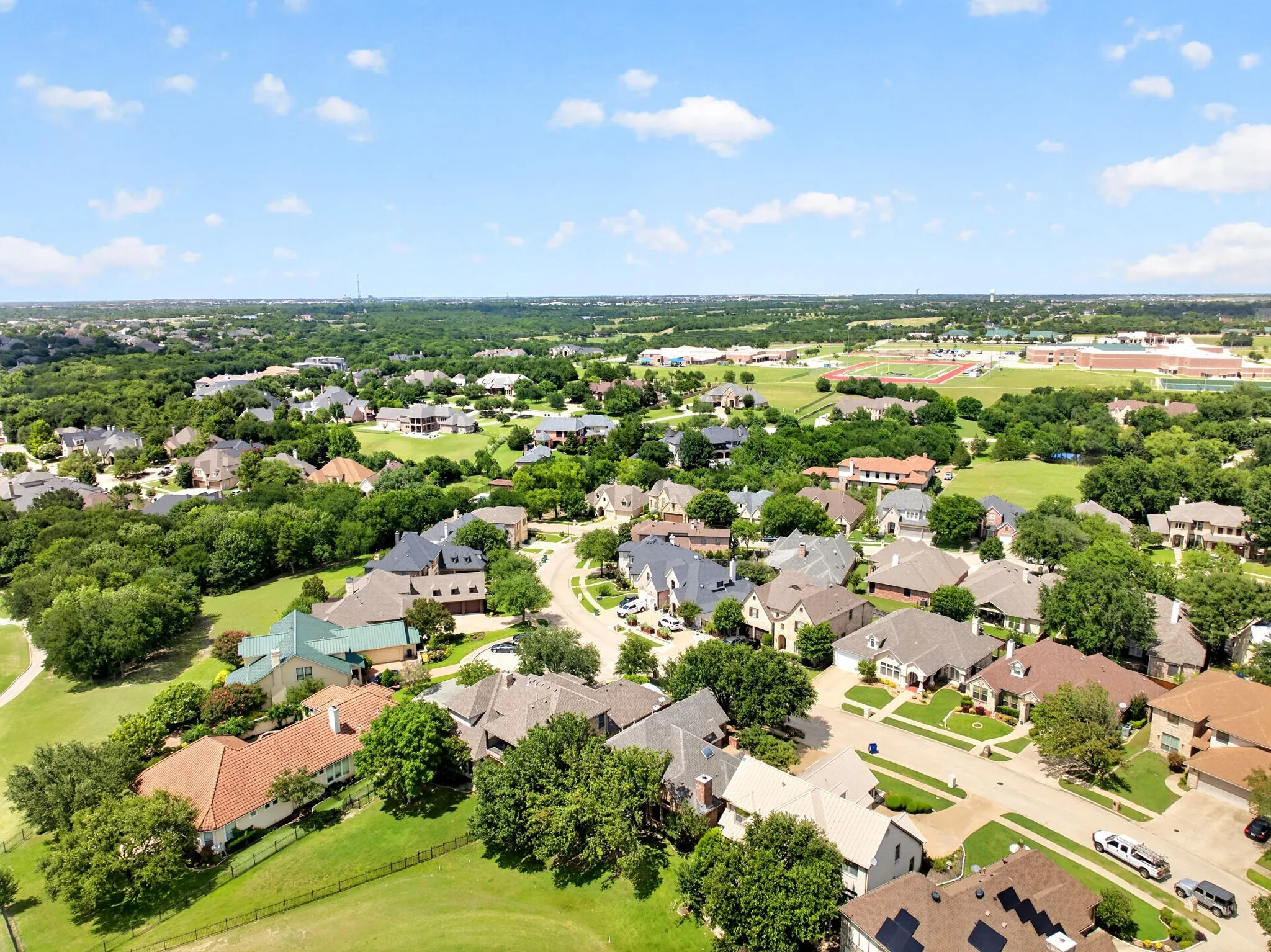 Single Family Residence For Sale in Rockwall County , 1711 Weiskopf Drive, Heath, Texas 75032, 3 Bedroom, 3 Bathroom, 2 Garage spaces, 2,370 Sqft, built in 1999, mls#21288057, Real Estate Agent in Heath, Homes For Sale in Rockwall county, Homes For Sale in Heath, Realtor in Heath Texas, Real Estate Brokerage Independent Realty Texas, Luminita Cordes Realtor