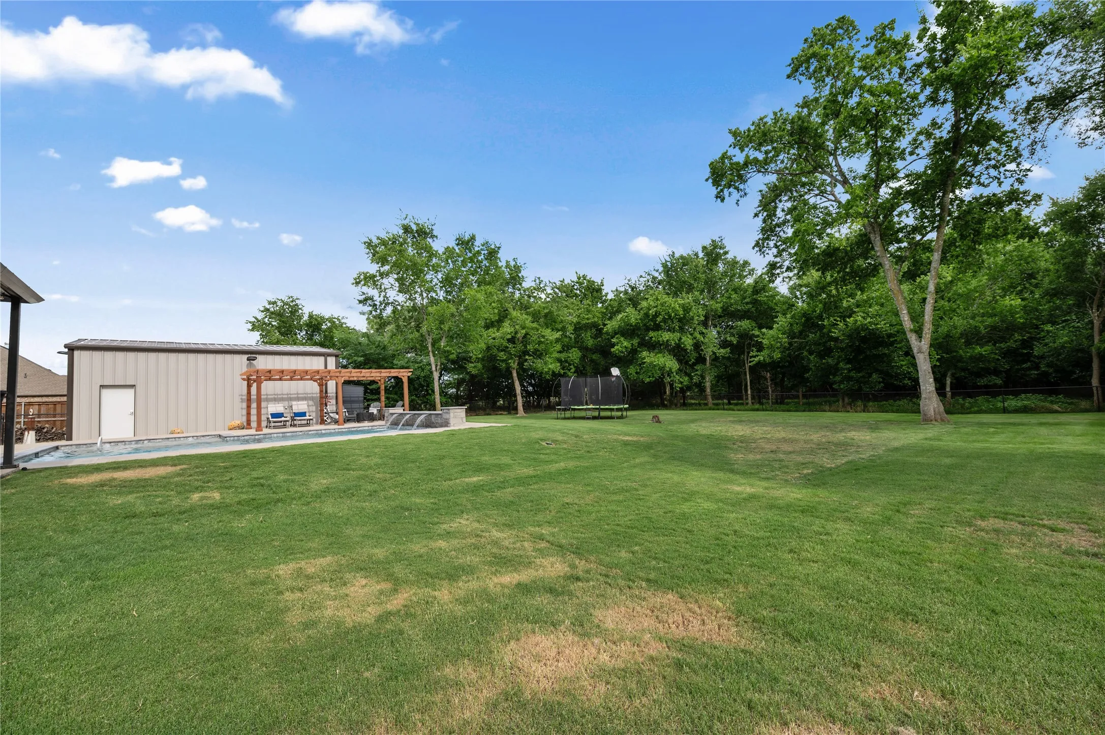 Single Family Residence For Sale in Hunt County , 3615 County Road 2508, Caddo Mills, Texas 75135, 4 Bedroom, 3 Bathroom, 3 Garage spaces, 2,714 Sqft, built in 2020, mls#21301186, Real Estate Agent in Caddo Mills, Homes For Sale in Hunt county, Homes For Sale in Caddo Mills, Realtor in Caddo Mills Texas, Real Estate Brokerage Independent Realty Texas, Luminita Cordes Realtor
