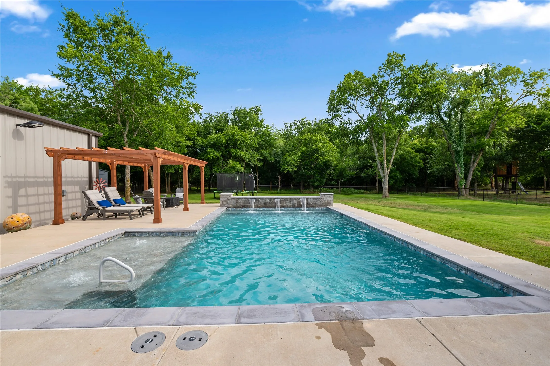Single Family Residence For Sale in Hunt County , 3615 County Road 2508, Caddo Mills, Texas 75135, 4 Bedroom, 3 Bathroom, 3 Garage spaces, 2,714 Sqft, built in 2020, mls#21301186, Real Estate Agent in Caddo Mills, Homes For Sale in Hunt county, Homes For Sale in Caddo Mills, Realtor in Caddo Mills Texas, Real Estate Brokerage Independent Realty Texas, Luminita Cordes Realtor
