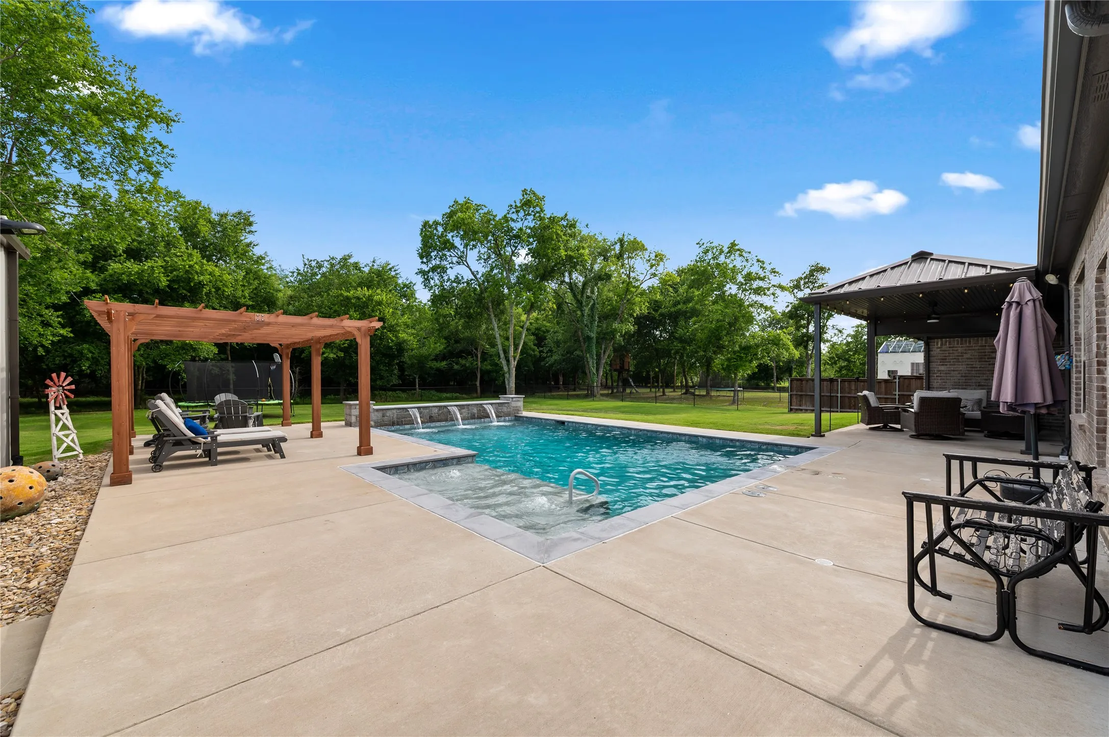 Single Family Residence For Sale in Hunt County , 3615 County Road 2508, Caddo Mills, Texas 75135, 4 Bedroom, 3 Bathroom, 3 Garage spaces, 2,714 Sqft, built in 2020, mls#21301186, Real Estate Agent in Caddo Mills, Homes For Sale in Hunt county, Homes For Sale in Caddo Mills, Realtor in Caddo Mills Texas, Real Estate Brokerage Independent Realty Texas, Luminita Cordes Realtor