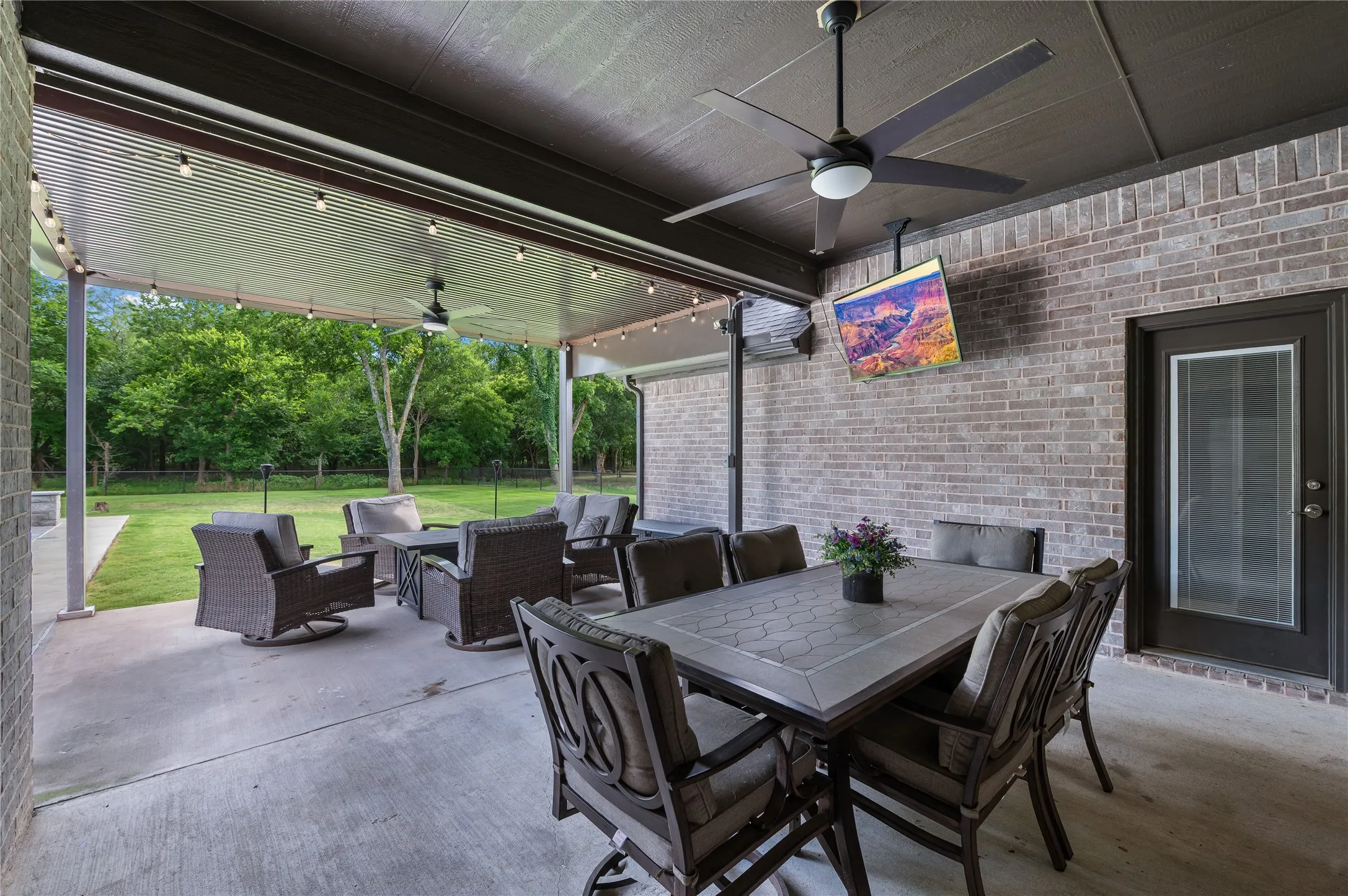 Single Family Residence For Sale in Hunt County , 3615 County Road 2508, Caddo Mills, Texas 75135, 4 Bedroom, 3 Bathroom, 3 Garage spaces, 2,714 Sqft, built in 2020, mls#21301186, Real Estate Agent in Caddo Mills, Homes For Sale in Hunt county, Homes For Sale in Caddo Mills, Realtor in Caddo Mills Texas, Real Estate Brokerage Independent Realty Texas, Luminita Cordes Realtor