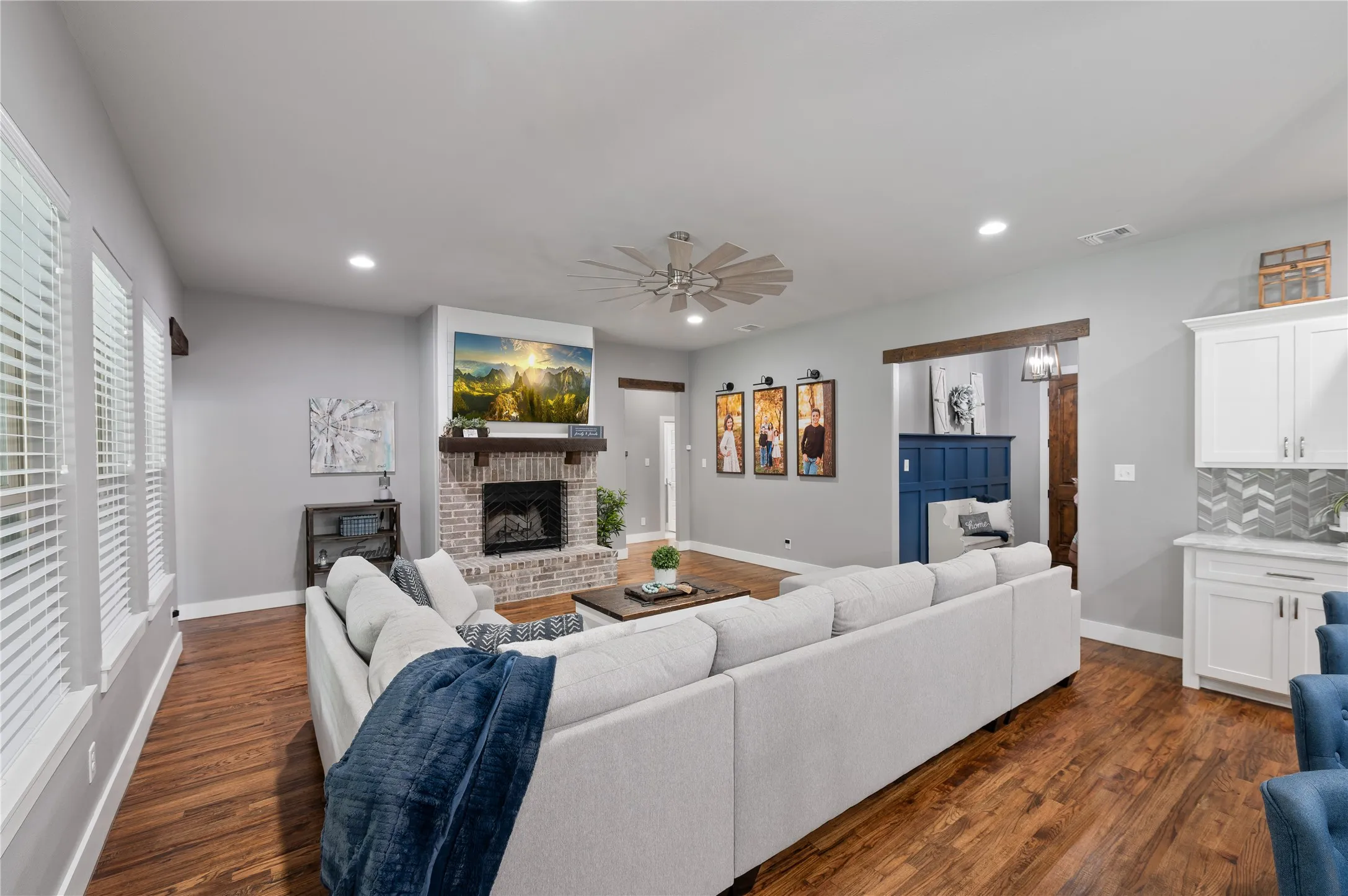 Single Family Residence For Sale in Hunt County , 3615 County Road 2508, Caddo Mills, Texas 75135, 4 Bedroom, 3 Bathroom, 3 Garage spaces, 2,714 Sqft, built in 2020, mls#21301186, Real Estate Agent in Caddo Mills, Homes For Sale in Hunt county, Homes For Sale in Caddo Mills, Realtor in Caddo Mills Texas, Real Estate Brokerage Independent Realty Texas, Luminita Cordes Realtor