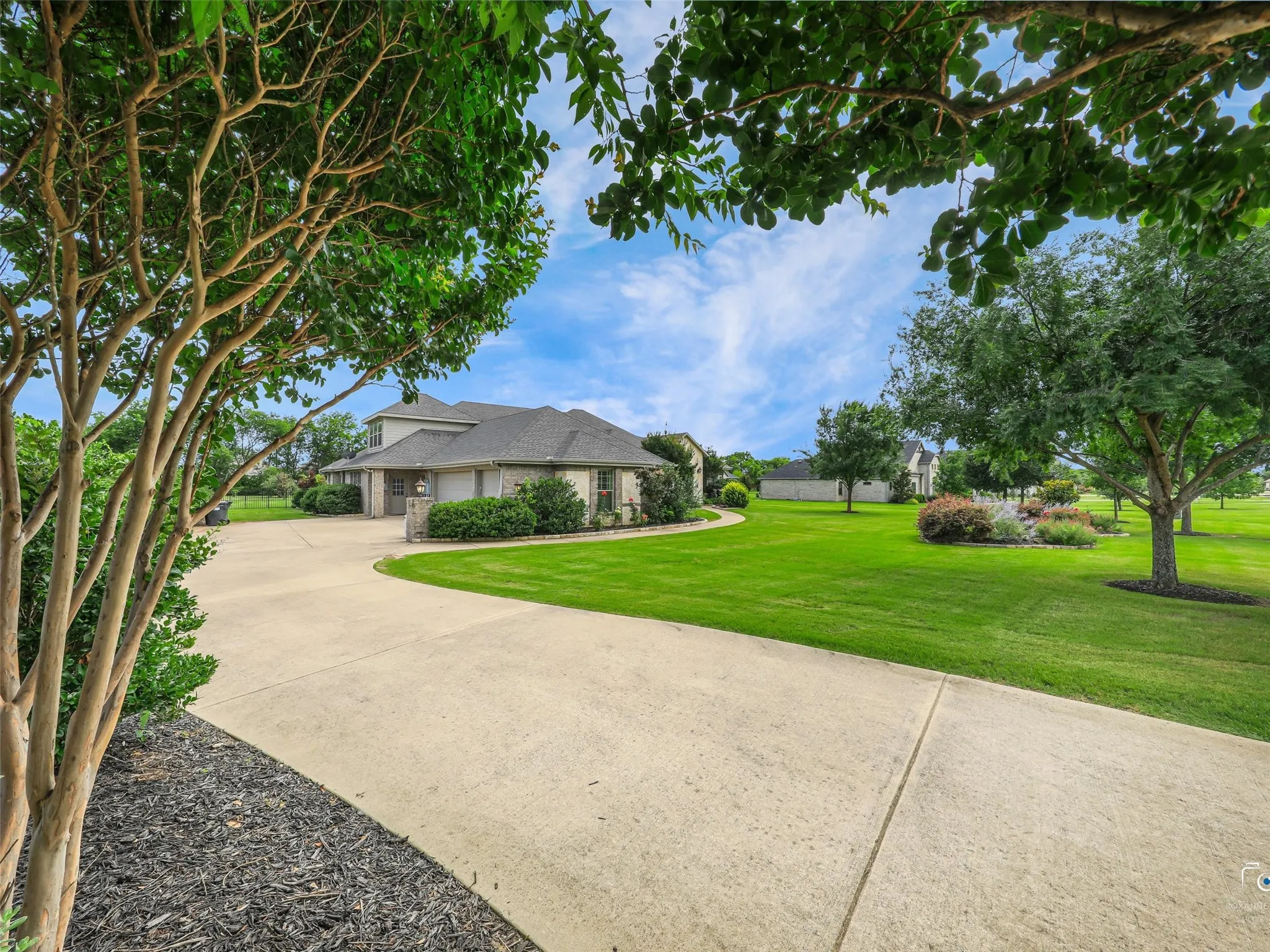 Single Family Residence For Sale in Collin County , 4428 Lake Breeze Drive, Mc Kinney, Texas 75071, 4 Bedroom, 4 Bathroom, 4 Garage spaces, 5,553 Sqft, built in 2013, mls#21300895, Real Estate Agent in Mc Kinney, Homes For Sale in Collin county, Homes For Sale in Mc Kinney, Realtor in Mc Kinney Texas, Real Estate Brokerage Independent Realty Texas, Luminita Cordes Realtor