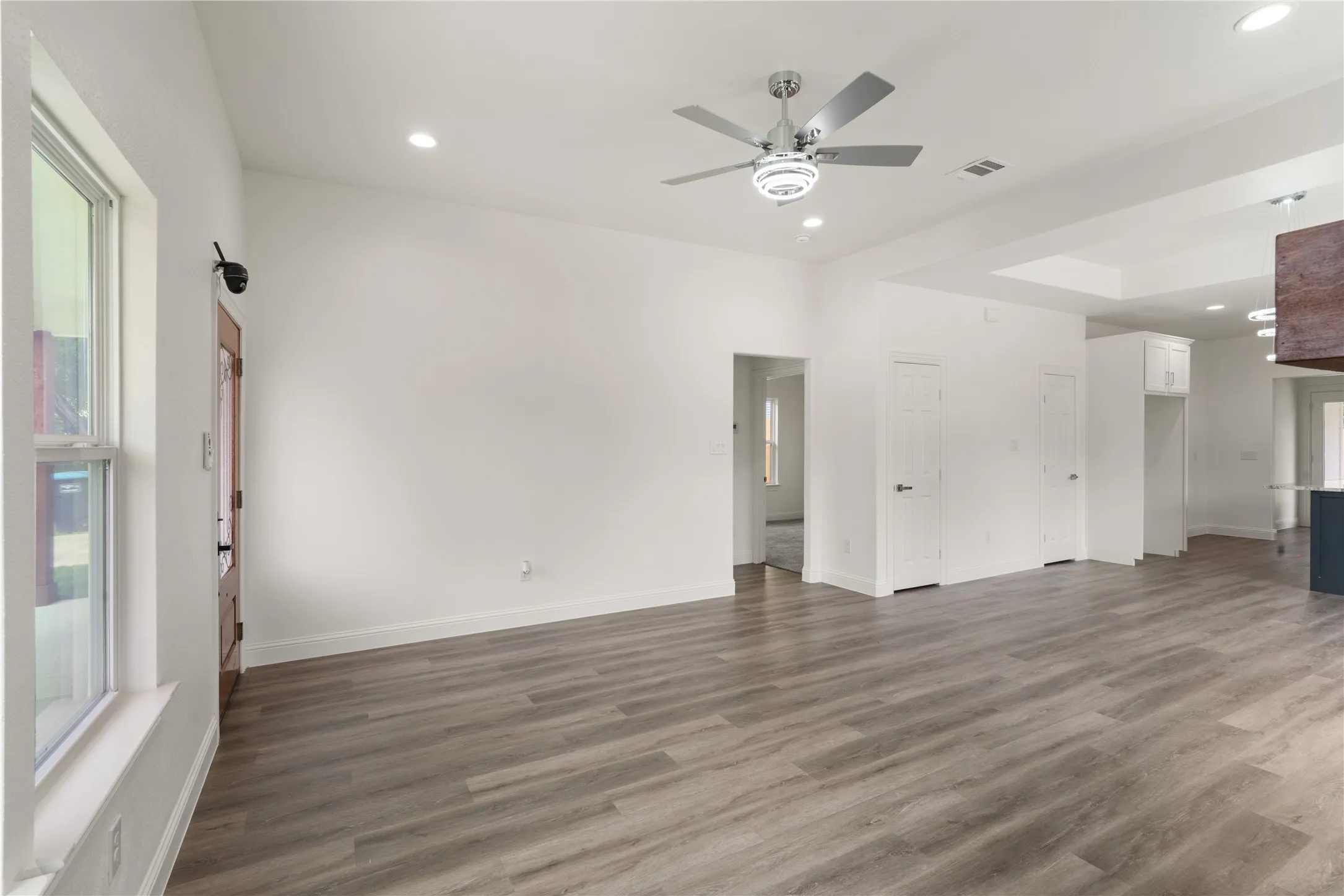 Single Family Residence For Sale in Tarrant County , 1015 Stella Street, Fort Worth, Texas 76104, 3 Bedroom, 2 Bathroom, Garage spaces, 1,464 Sqft, built in 2026, mls#21294774, Real Estate Agent in Fort Worth, Homes For Sale in Tarrant county, Homes For Sale in Fort Worth, Realtor in Fort Worth Texas, Real Estate Brokerage Independent Realty Texas, Luminita Cordes Realtor