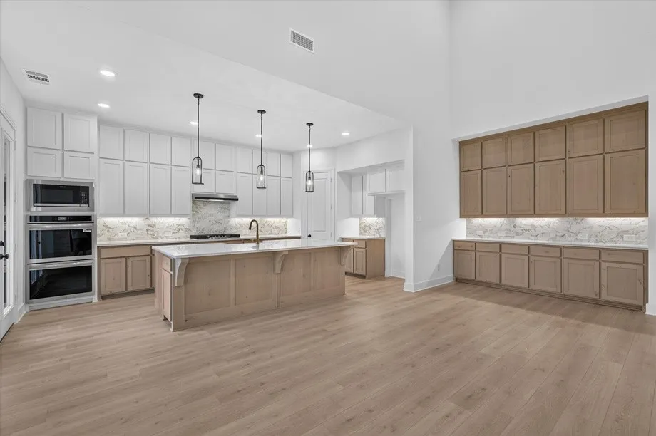 Single Family Residence For Sale in Rockwall County , 2039 Benedetto Way, Mclendon Chisholm, Texas 75032, 4 Bedroom, 6 Bathroom, 3 Garage spaces, 3,517 Sqft, built in 2026, mls#21301333, Real Estate Agent in Mclendon Chisholm, Homes For Sale in Rockwall county, Homes For Sale in Mclendon Chisholm, Realtor in Mclendon Chisholm Texas, Real Estate Brokerage Independent Realty Texas, Luminita Cordes Realtor