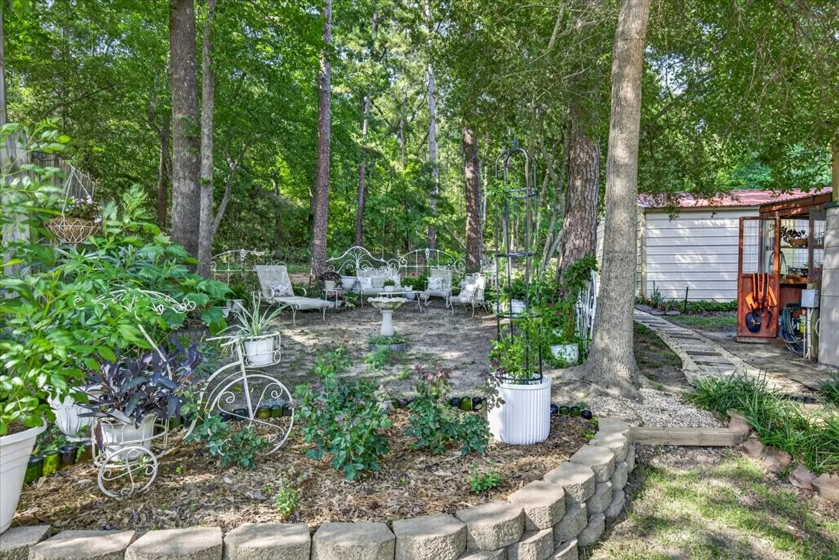 Single Family Residence For Sale in Wood County , 505 County Road 3420, Hawkins, Texas 75765, 2 Bedroom, 1 Bathroom, 2 Garage spaces, 806 Sqft, built in 2015, mls#21298910, Real Estate Agent in Hawkins, Homes For Sale in Wood county, Homes For Sale in Hawkins, Realtor in Hawkins Texas, Real Estate Brokerage Independent Realty Texas, Luminita Cordes Realtor