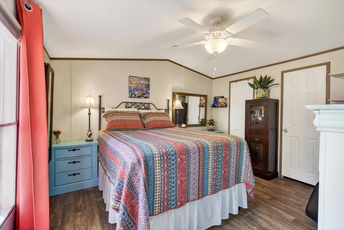 Single Family Residence For Sale in Wood County , 505 County Road 3420, Hawkins, Texas 75765, 2 Bedroom, 1 Bathroom, 2 Garage spaces, 806 Sqft, built in 2015, mls#21298910, Real Estate Agent in Hawkins, Homes For Sale in Wood county, Homes For Sale in Hawkins, Realtor in Hawkins Texas, Real Estate Brokerage Independent Realty Texas, Luminita Cordes Realtor