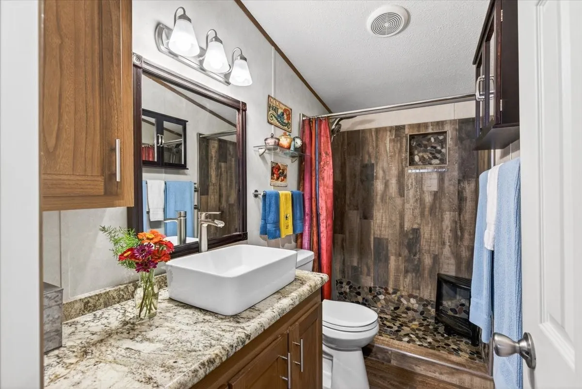Single Family Residence For Sale in Wood County , 505 County Road 3420, Hawkins, Texas 75765, 2 Bedroom, 1 Bathroom, 2 Garage spaces, 806 Sqft, built in 2015, mls#21298910, Real Estate Agent in Hawkins, Homes For Sale in Wood county, Homes For Sale in Hawkins, Realtor in Hawkins Texas, Real Estate Brokerage Independent Realty Texas, Luminita Cordes Realtor
