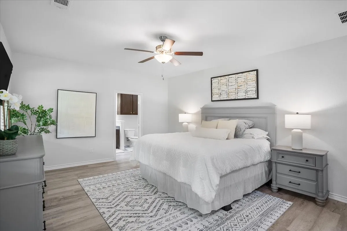 Single Family Residence For Sale in Denton County , 6512 Crooked Lane, Flower Mound, Texas 75022, 4 Bedroom, 2 Bathroom, 2 Garage spaces, 2,257 Sqft, built in 2022, mls#21281836, Real Estate Agent in Flower Mound, Homes For Sale in Denton county, Homes For Sale in Flower Mound, Realtor in Flower Mound Texas, Real Estate Brokerage Independent Realty Texas, Luminita Cordes Realtor
