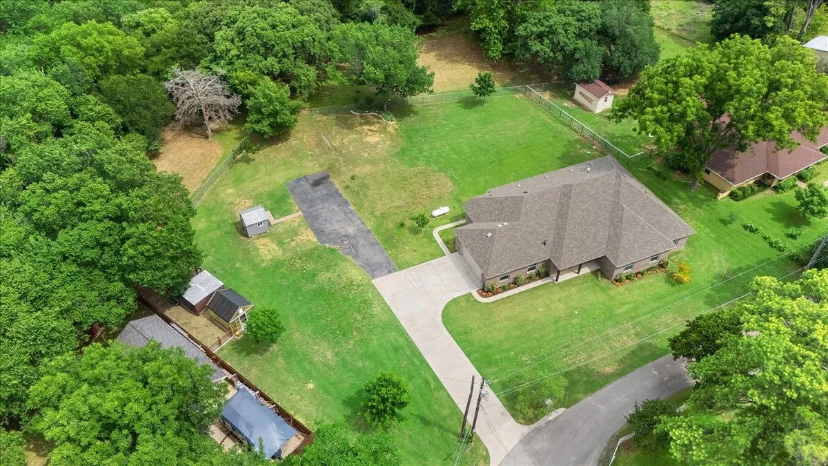 Single Family Residence For Sale in Denton County , 6512 Crooked Lane, Flower Mound, Texas 75022, 4 Bedroom, 2 Bathroom, 2 Garage spaces, 2,257 Sqft, built in 2022, mls#21281836, Real Estate Agent in Flower Mound, Homes For Sale in Denton county, Homes For Sale in Flower Mound, Realtor in Flower Mound Texas, Real Estate Brokerage Independent Realty Texas, Luminita Cordes Realtor