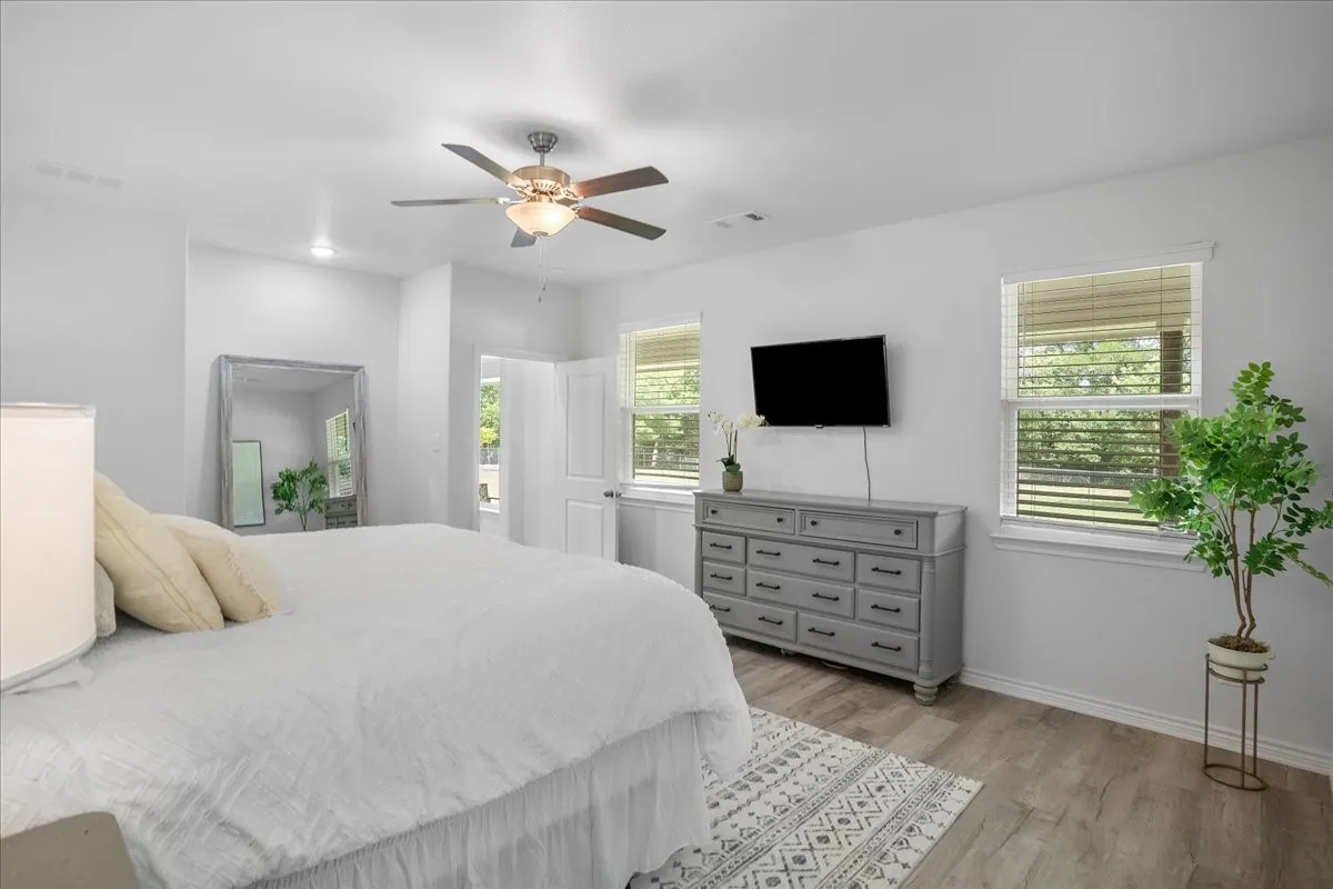 Single Family Residence For Sale in Denton County , 6512 Crooked Lane, Flower Mound, Texas 75022, 4 Bedroom, 2 Bathroom, 2 Garage spaces, 2,257 Sqft, built in 2022, mls#21281836, Real Estate Agent in Flower Mound, Homes For Sale in Denton county, Homes For Sale in Flower Mound, Realtor in Flower Mound Texas, Real Estate Brokerage Independent Realty Texas, Luminita Cordes Realtor