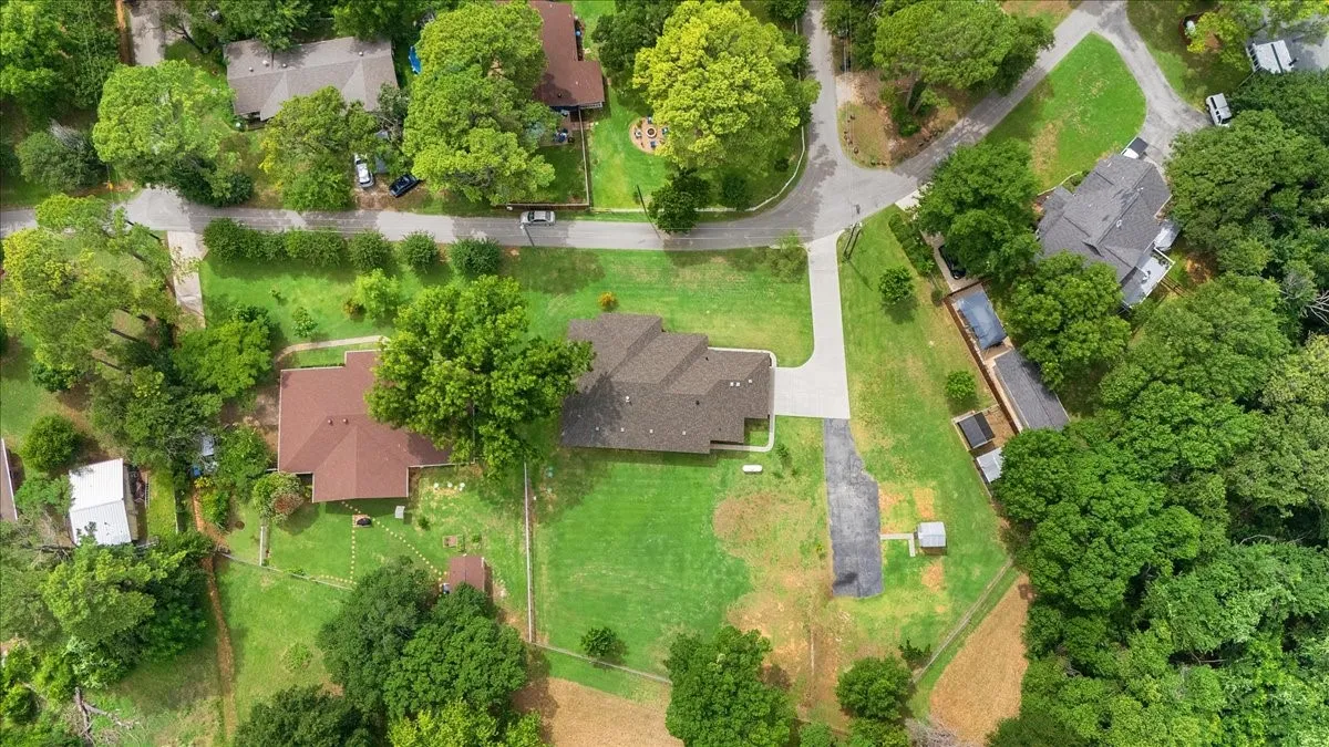 Single Family Residence For Sale in Denton County , 6512 Crooked Lane, Flower Mound, Texas 75022, 4 Bedroom, 2 Bathroom, 2 Garage spaces, 2,257 Sqft, built in 2022, mls#21281836, Real Estate Agent in Flower Mound, Homes For Sale in Denton county, Homes For Sale in Flower Mound, Realtor in Flower Mound Texas, Real Estate Brokerage Independent Realty Texas, Luminita Cordes Realtor