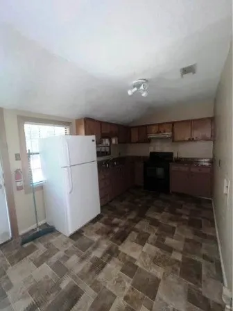 Triplex For Sale in Grayson County , 803 W Bells Boulevard, Bells, Texas 75414, 6 Bedrooms, 3 Bathrooms, Garage spaces, 0 Sqft, built in 1955, Price $389,500, mls#21298171, Real Estate Agent in Bells, Homes For Sale in Grayson county, Homes For Sale in Bells, Realtor in Bells Texas, Real Estate Brokerage Independent Realty Texas, Luminita Cordes Realtor