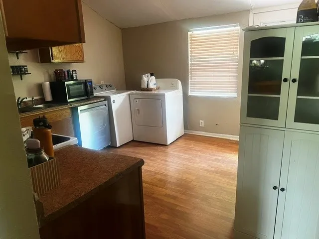 Triplex For Sale in Grayson County , 803 W Bells Boulevard, Bells, Texas 75414, 6 Bedrooms, 3 Bathrooms, Garage spaces, 0 Sqft, built in 1955, Price $389,500, mls#21298171, Real Estate Agent in Bells, Homes For Sale in Grayson county, Homes For Sale in Bells, Realtor in Bells Texas, Real Estate Brokerage Independent Realty Texas, Luminita Cordes Realtor