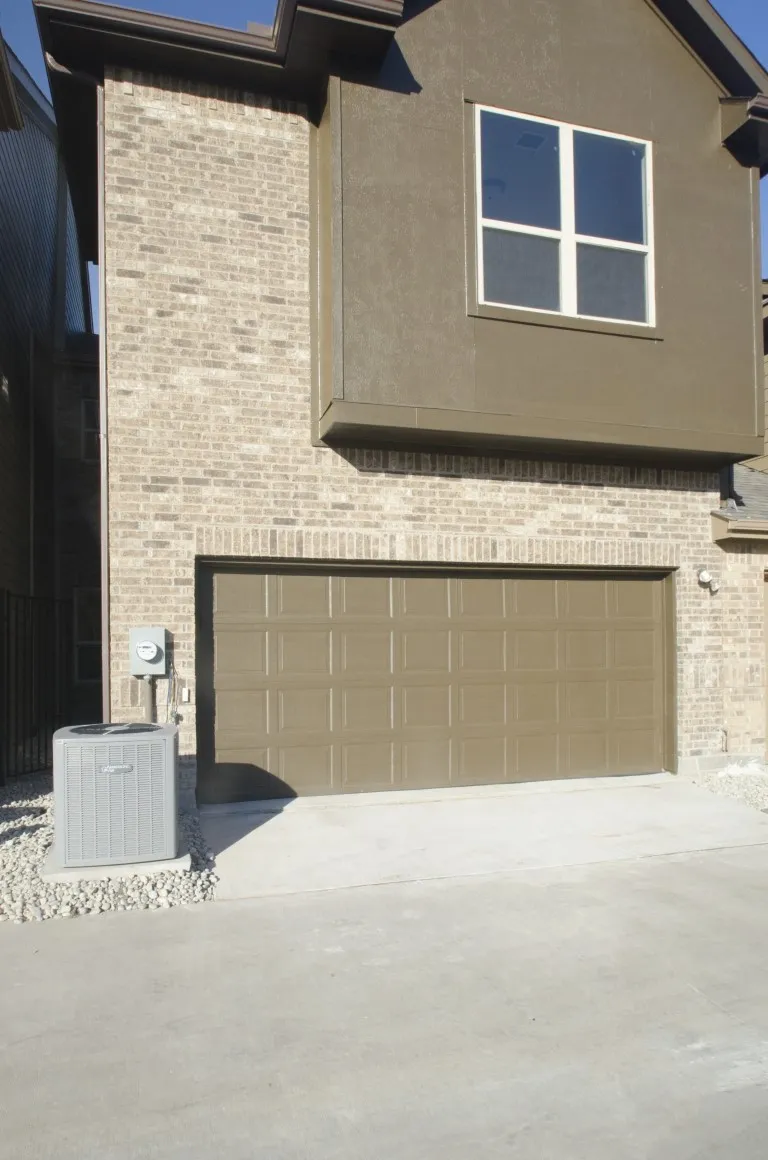 Townhouse For Rent in Dallas County , 939 Whitehall Drive, Richardson, Texas 75081, 3 Bedrooms, 3 Bathrooms, 2 Garage spaces, 1,887 Sqft, built in 2016, Price $2,600, mls#21301389, Real Estate Agent in Richardson, Homes For Rent in Dallas county, Homes For Rent in Richardson, Realtor in Richardson Texas, Real Estate Brokerage Independent Realty Texas, Luminita Cordes Realtor