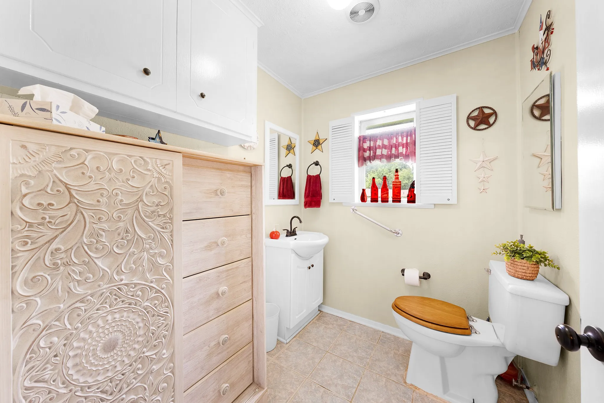 Half bath off Laundry