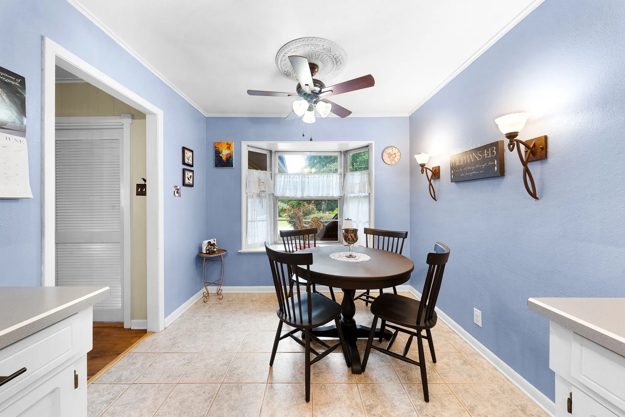 Single Family Residence For Sale in Hunt County , 2826 Birchwood Lane, Commerce, Texas 75428, 3 Bedroom, 3 Bathroom, 3 Garage spaces, 2,806 Sqft, built in 1967, mls#21300272, Real Estate Agent in Commerce, Homes For Sale in Hunt county, Homes For Sale in Commerce, Realtor in Commerce Texas, Real Estate Brokerage Independent Realty Texas, Luminita Cordes Realtor