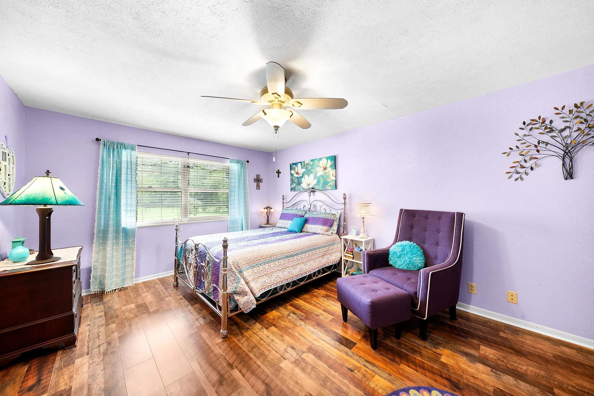 Single Family Residence For Sale in Hunt County , 2826 Birchwood Lane, Commerce, Texas 75428, 3 Bedroom, 3 Bathroom, 3 Garage spaces, 2,806 Sqft, built in 1967, mls#21300272, Real Estate Agent in Commerce, Homes For Sale in Hunt county, Homes For Sale in Commerce, Realtor in Commerce Texas, Real Estate Brokerage Independent Realty Texas, Luminita Cordes Realtor