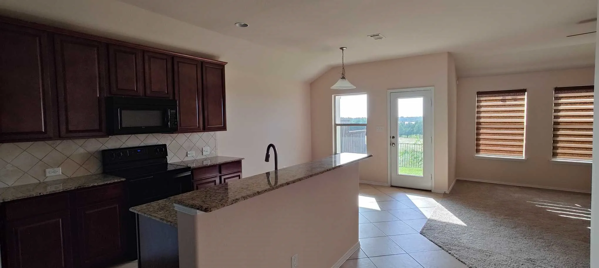 Single Family Residence For Sale in Denton County , 2832 Cresent Lake Drive, Little Elm, Texas 75068, 3 Bedrooms, 2 Bathrooms, 2 Garage spaces, 1,543 Sqft, built in 2012, Price $428,000, mls#21301395, Real Estate Agent in Little Elm, Homes For Sale in Denton county, Homes For Sale in Little Elm, Realtor in Little Elm Texas, Real Estate Brokerage Independent Realty Texas, Luminita Cordes Realtor