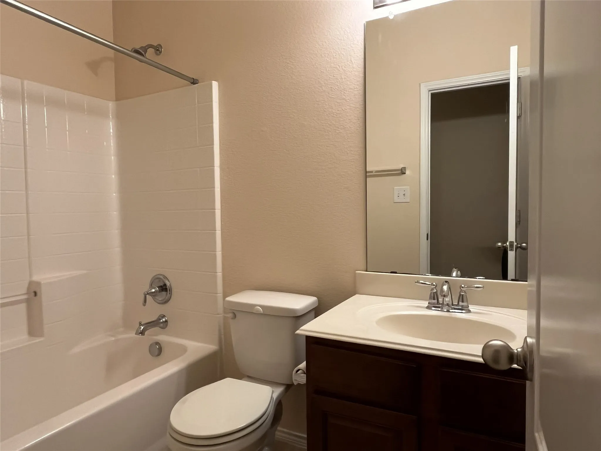 Single Family Residence For Sale in Denton County , 2832 Cresent Lake Drive, Little Elm, Texas 75068, 3 Bedrooms, 2 Bathrooms, 2 Garage spaces, 1,543 Sqft, built in 2012, Price $428,000, mls#21301395, Real Estate Agent in Little Elm, Homes For Sale in Denton county, Homes For Sale in Little Elm, Realtor in Little Elm Texas, Real Estate Brokerage Independent Realty Texas, Luminita Cordes Realtor