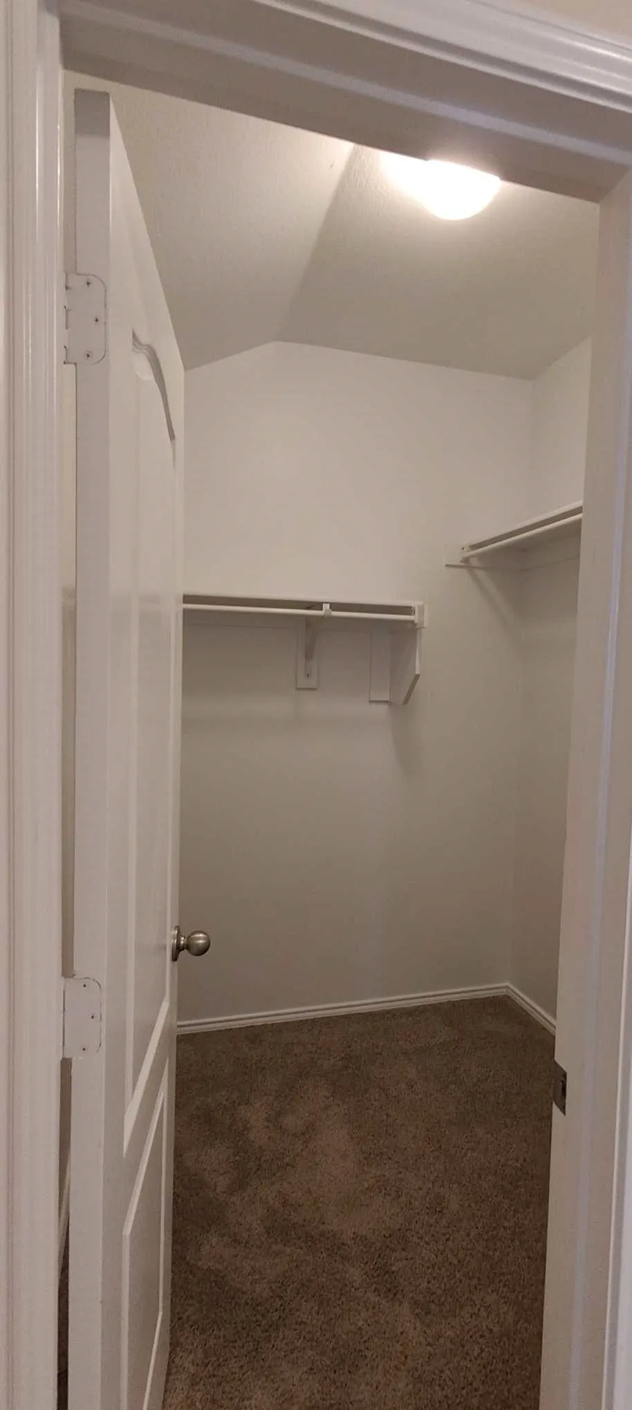 Single Family Residence For Sale in Denton County , 2832 Cresent Lake Drive, Little Elm, Texas 75068, 3 Bedrooms, 2 Bathrooms, 2 Garage spaces, 1,543 Sqft, built in 2012, Price $428,000, mls#21301395, Real Estate Agent in Little Elm, Homes For Sale in Denton county, Homes For Sale in Little Elm, Realtor in Little Elm Texas, Real Estate Brokerage Independent Realty Texas, Luminita Cordes Realtor