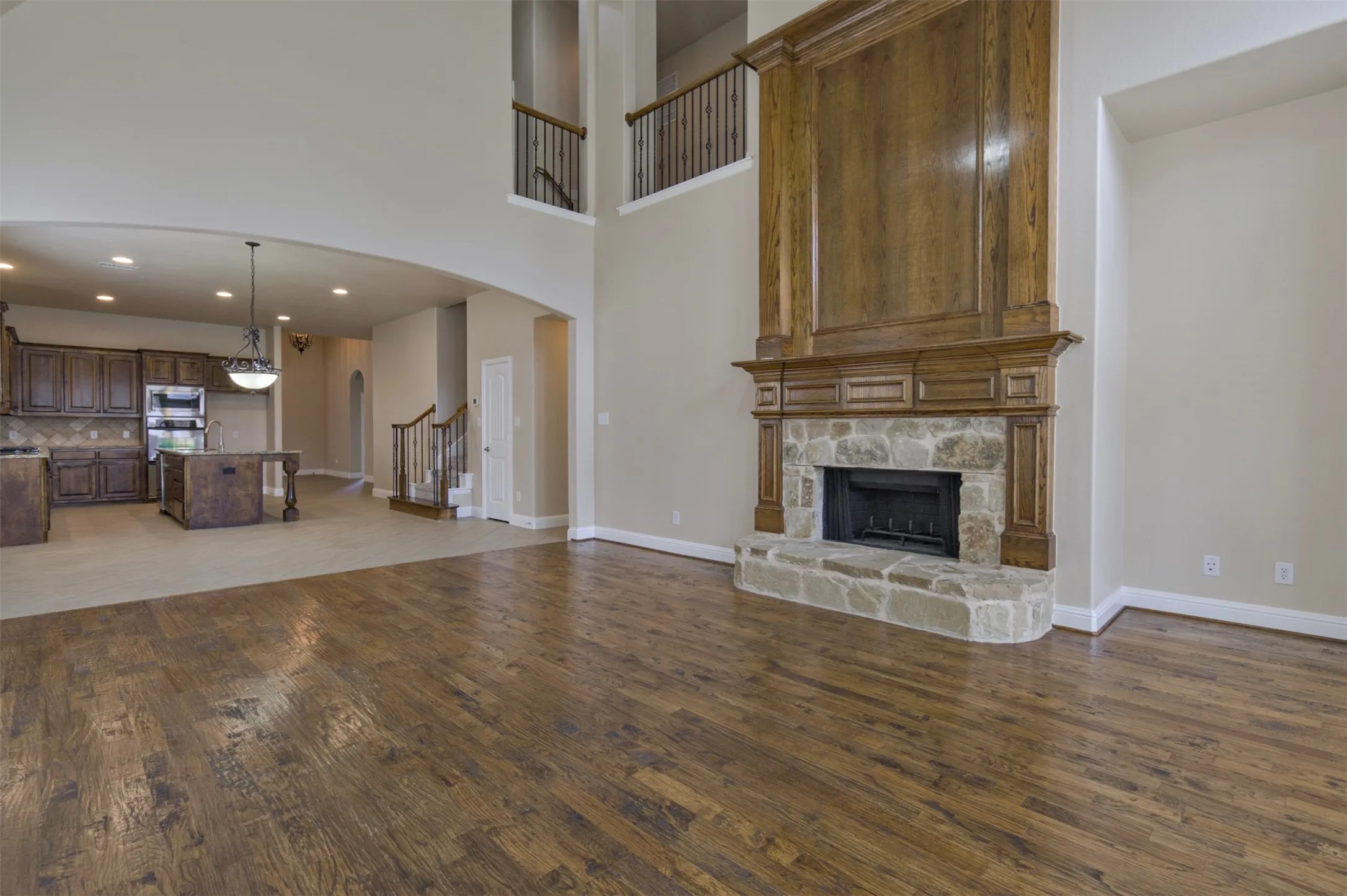 Single Family Residence For Sale in Denton County , 3223 Bainbridge Lane, Frisco, Texas 75034, 4 Bedroom, 3 Bathroom, 2 Garage spaces, 3,270 Sqft, built in 2007, mls#21300160, Real Estate Agent in Frisco, Homes For Sale in Denton county, Homes For Sale in Frisco, Realtor in Frisco Texas, Real Estate Brokerage Independent Realty Texas, Luminita Cordes Realtor