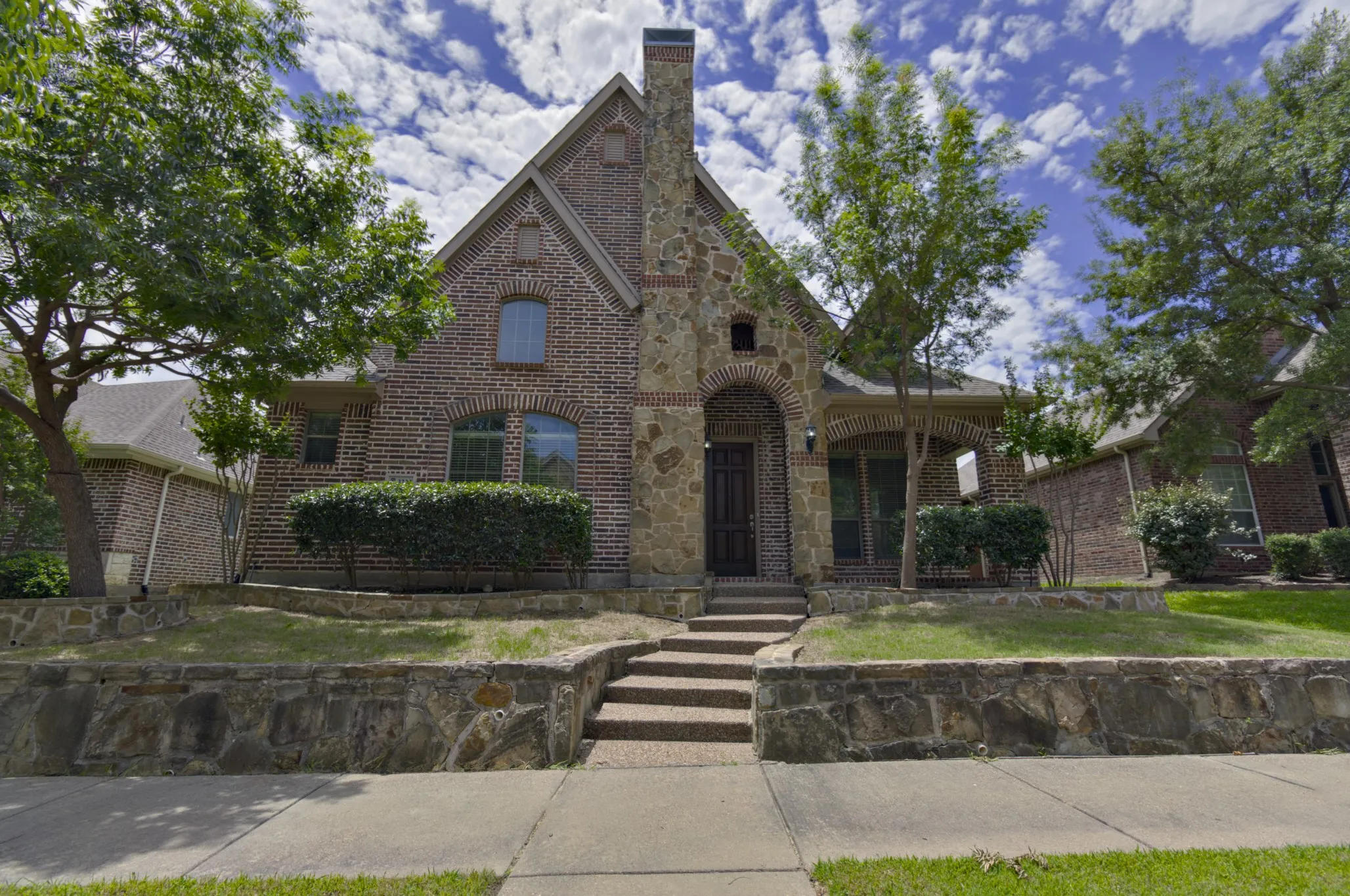 Single Family Residence For Sale in Denton County , 3223 Bainbridge Lane, Frisco, Texas 75034, 4 Bedroom, 3 Bathroom, 2 Garage spaces, 3,270 Sqft, built in 2007, mls#21300160, Real Estate Agent in Frisco, Homes For Sale in Denton county, Homes For Sale in Frisco, Realtor in Frisco Texas, Real Estate Brokerage Independent Realty Texas, Luminita Cordes Realtor