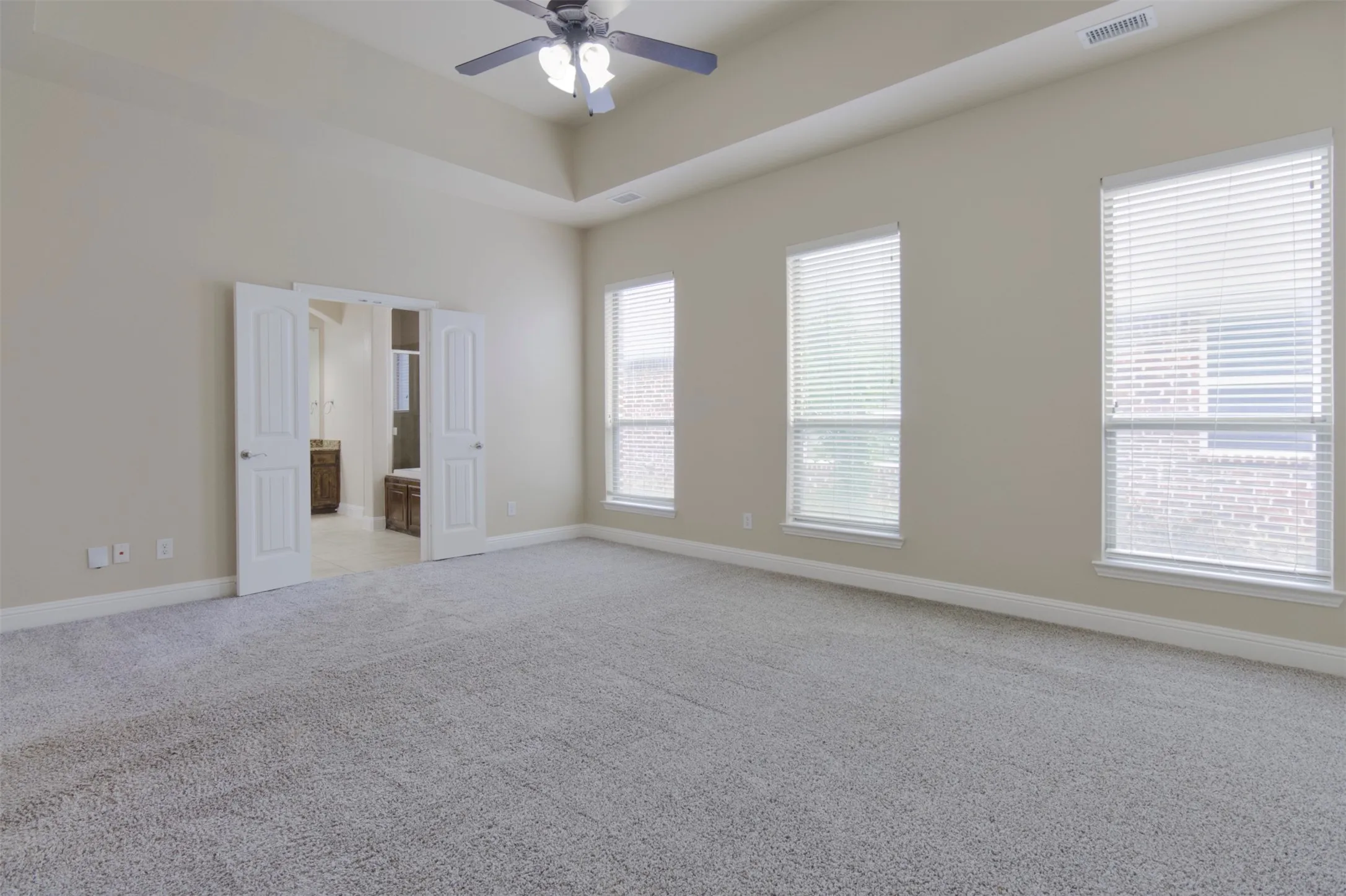 Single Family Residence For Sale in Denton County , 3223 Bainbridge Lane, Frisco, Texas 75034, 4 Bedroom, 3 Bathroom, 2 Garage spaces, 3,270 Sqft, built in 2007, mls#21300160, Real Estate Agent in Frisco, Homes For Sale in Denton county, Homes For Sale in Frisco, Realtor in Frisco Texas, Real Estate Brokerage Independent Realty Texas, Luminita Cordes Realtor