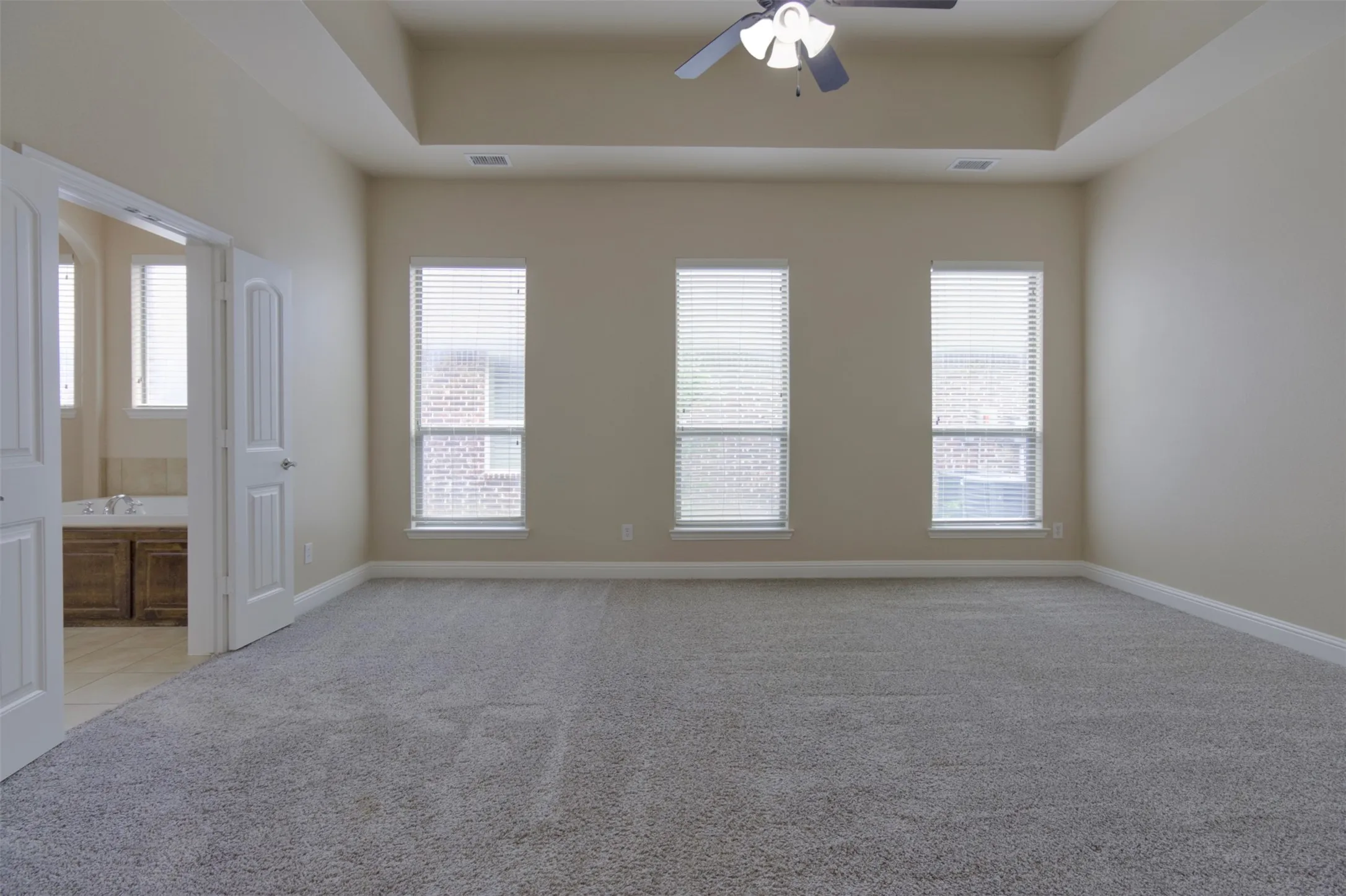 Single Family Residence For Sale in Denton County , 3223 Bainbridge Lane, Frisco, Texas 75034, 4 Bedroom, 3 Bathroom, 2 Garage spaces, 3,270 Sqft, built in 2007, mls#21300160, Real Estate Agent in Frisco, Homes For Sale in Denton county, Homes For Sale in Frisco, Realtor in Frisco Texas, Real Estate Brokerage Independent Realty Texas, Luminita Cordes Realtor