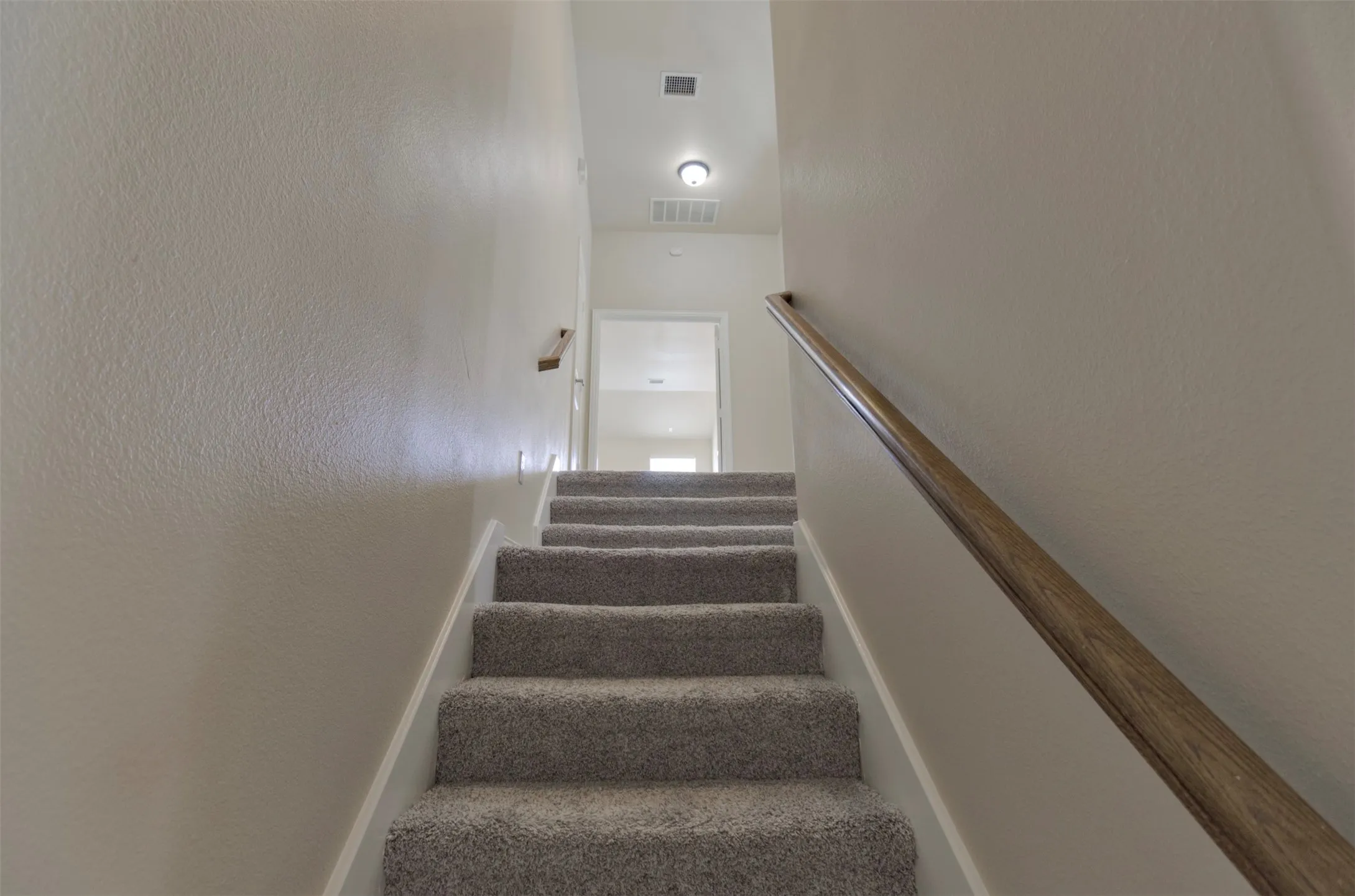 Single Family Residence For Sale in Denton County , 3223 Bainbridge Lane, Frisco, Texas 75034, 4 Bedroom, 3 Bathroom, 2 Garage spaces, 3,270 Sqft, built in 2007, mls#21300160, Real Estate Agent in Frisco, Homes For Sale in Denton county, Homes For Sale in Frisco, Realtor in Frisco Texas, Real Estate Brokerage Independent Realty Texas, Luminita Cordes Realtor