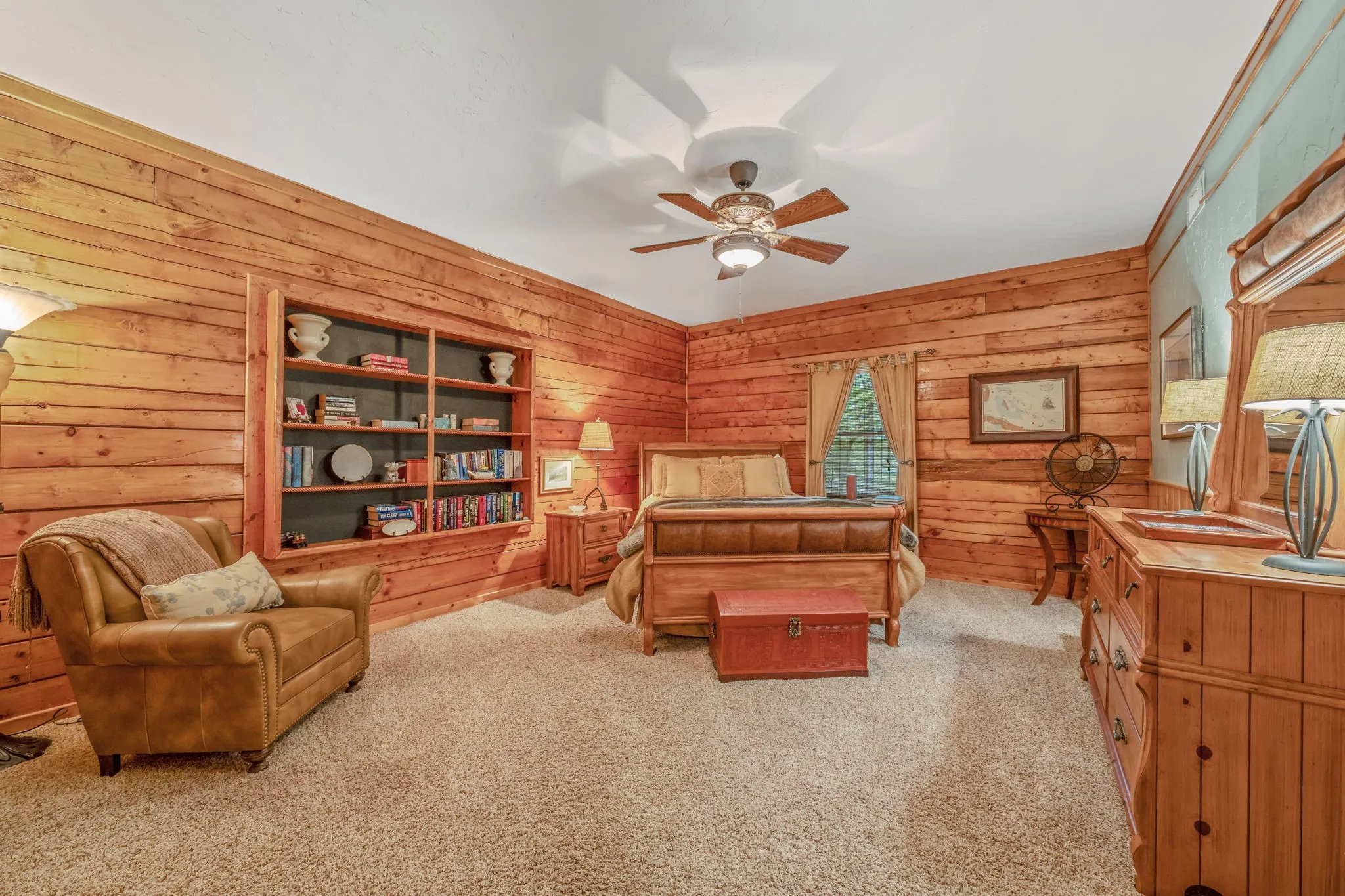 Farm For Sale in Wood County , 199 PR 5260, Quitman, Texas 75783, 5 Bedroom, 5 Bathroom, 2 Garage spaces, 5,550 Sqft, built in 2011, mls#21301328, Real Estate Agent in Quitman, Homes For Sale in Wood county, Homes For Sale in Quitman, Realtor in Quitman Texas, Real Estate Brokerage Independent Realty Texas, Luminita Cordes Realtor