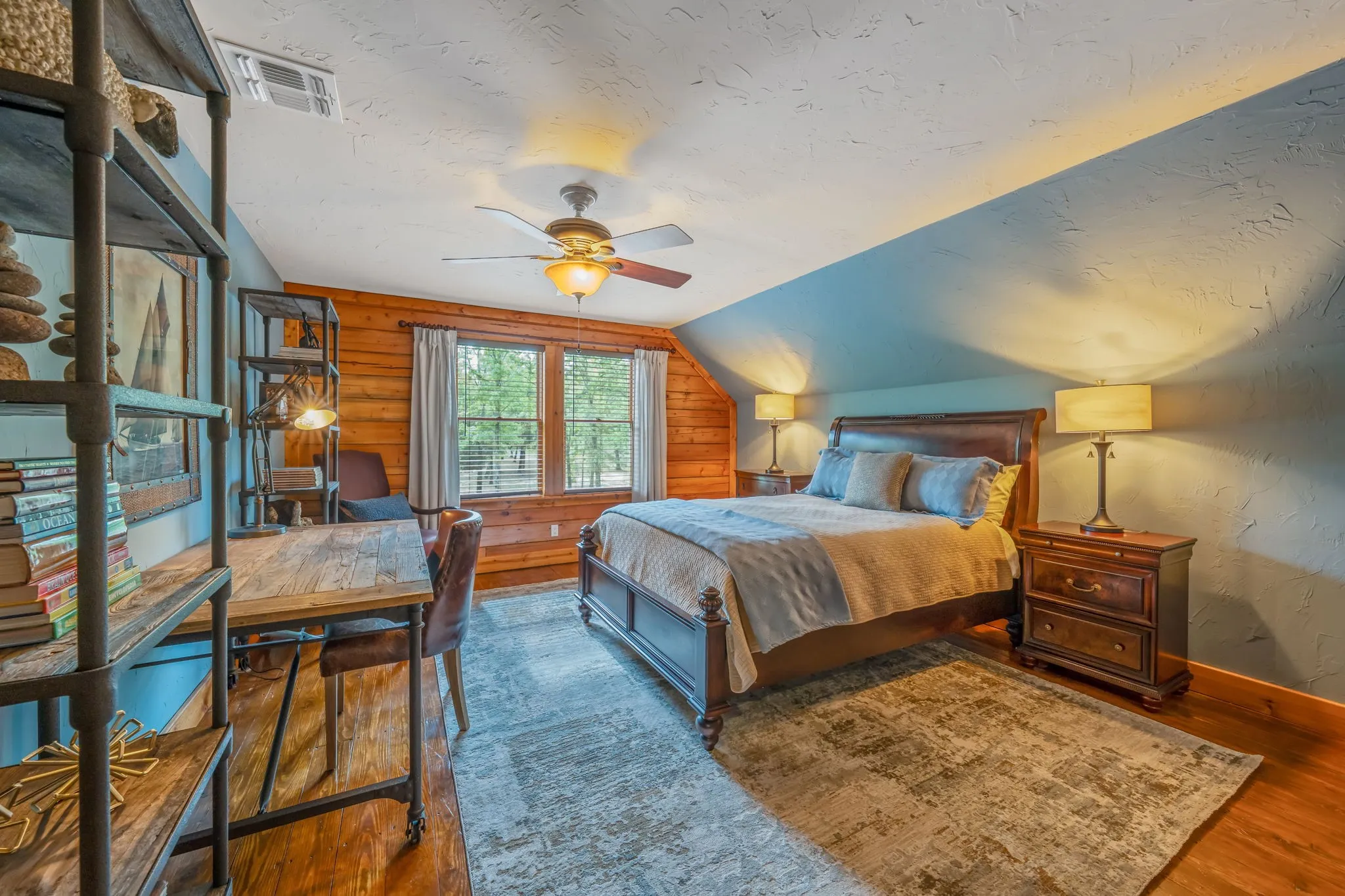 Farm For Sale in Wood County , 199 PR 5260, Quitman, Texas 75783, 5 Bedroom, 5 Bathroom, 2 Garage spaces, 5,550 Sqft, built in 2011, mls#21301328, Real Estate Agent in Quitman, Homes For Sale in Wood county, Homes For Sale in Quitman, Realtor in Quitman Texas, Real Estate Brokerage Independent Realty Texas, Luminita Cordes Realtor