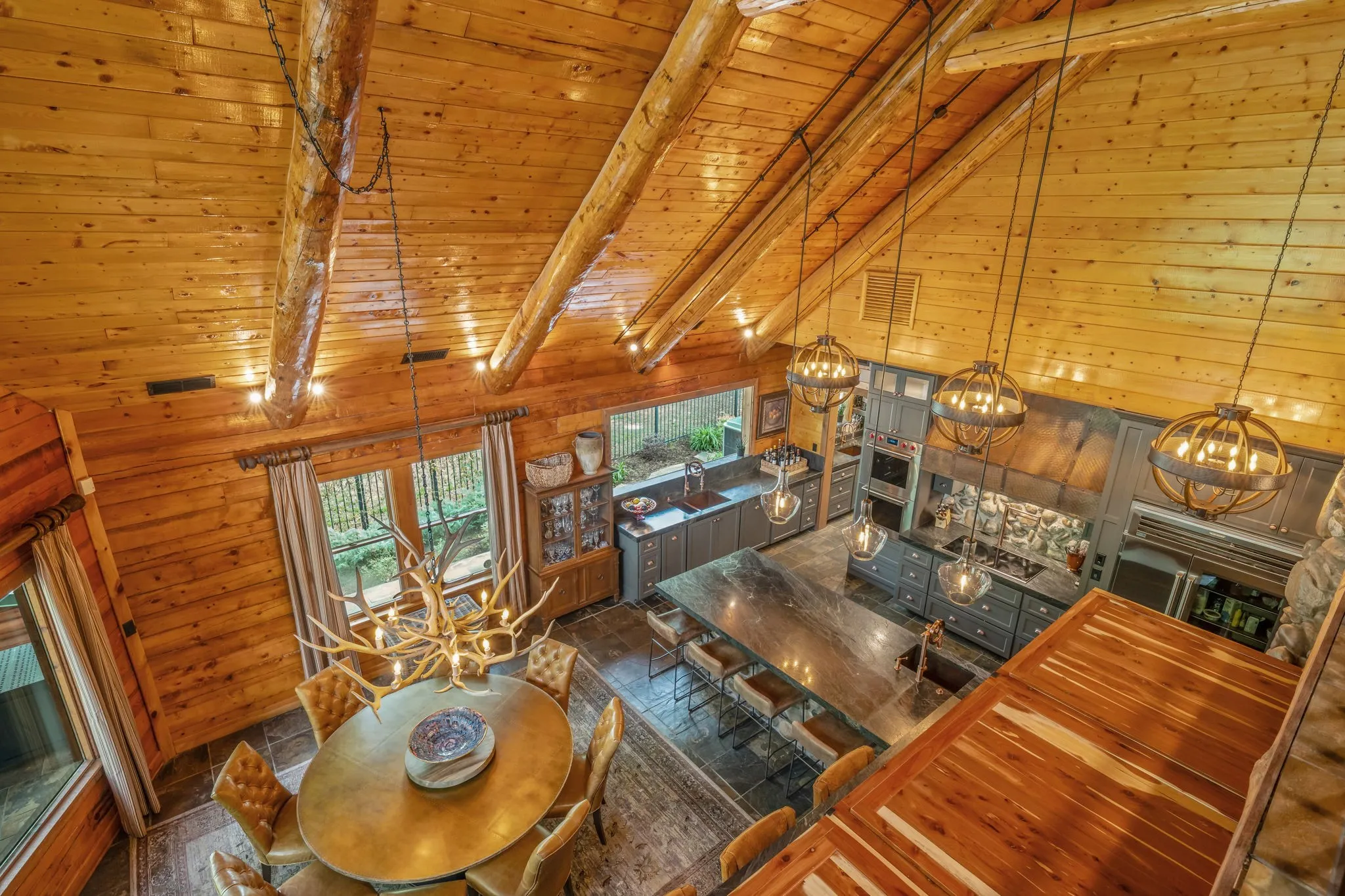 Farm For Sale in Wood County , 199 PR 5260, Quitman, Texas 75783, 5 Bedroom, 5 Bathroom, 2 Garage spaces, 5,550 Sqft, built in 2011, mls#21301328, Real Estate Agent in Quitman, Homes For Sale in Wood county, Homes For Sale in Quitman, Realtor in Quitman Texas, Real Estate Brokerage Independent Realty Texas, Luminita Cordes Realtor